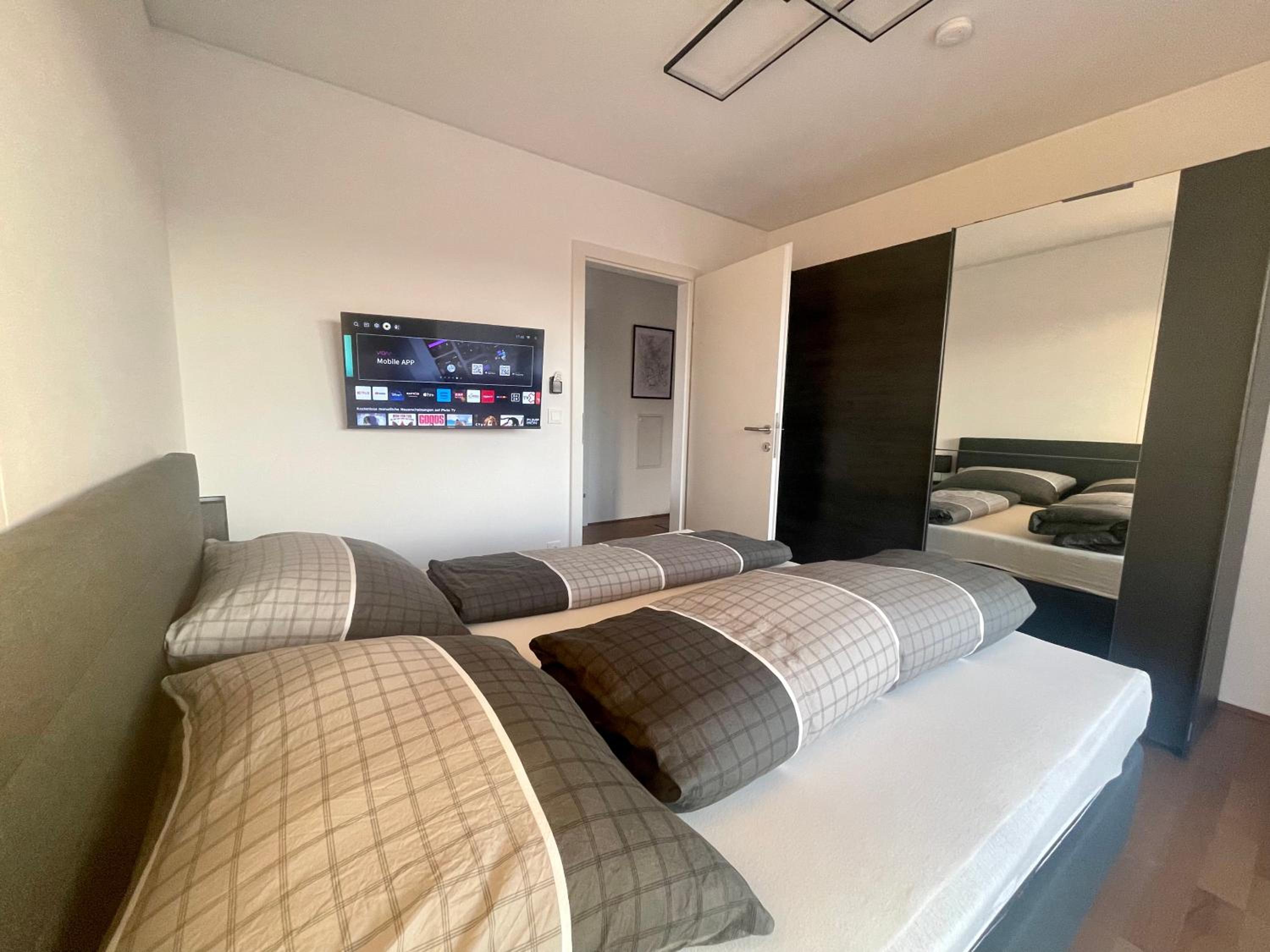 Luxusapartment mit 40 qm Terrasse, E-Parkplatz und Parkplatz