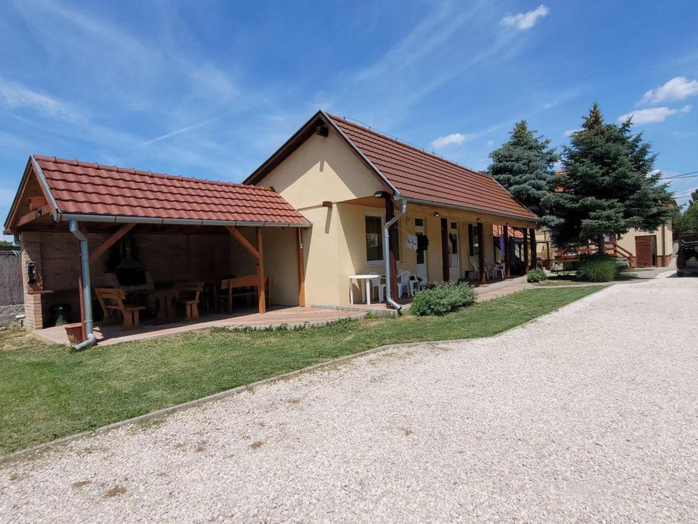 Alenka