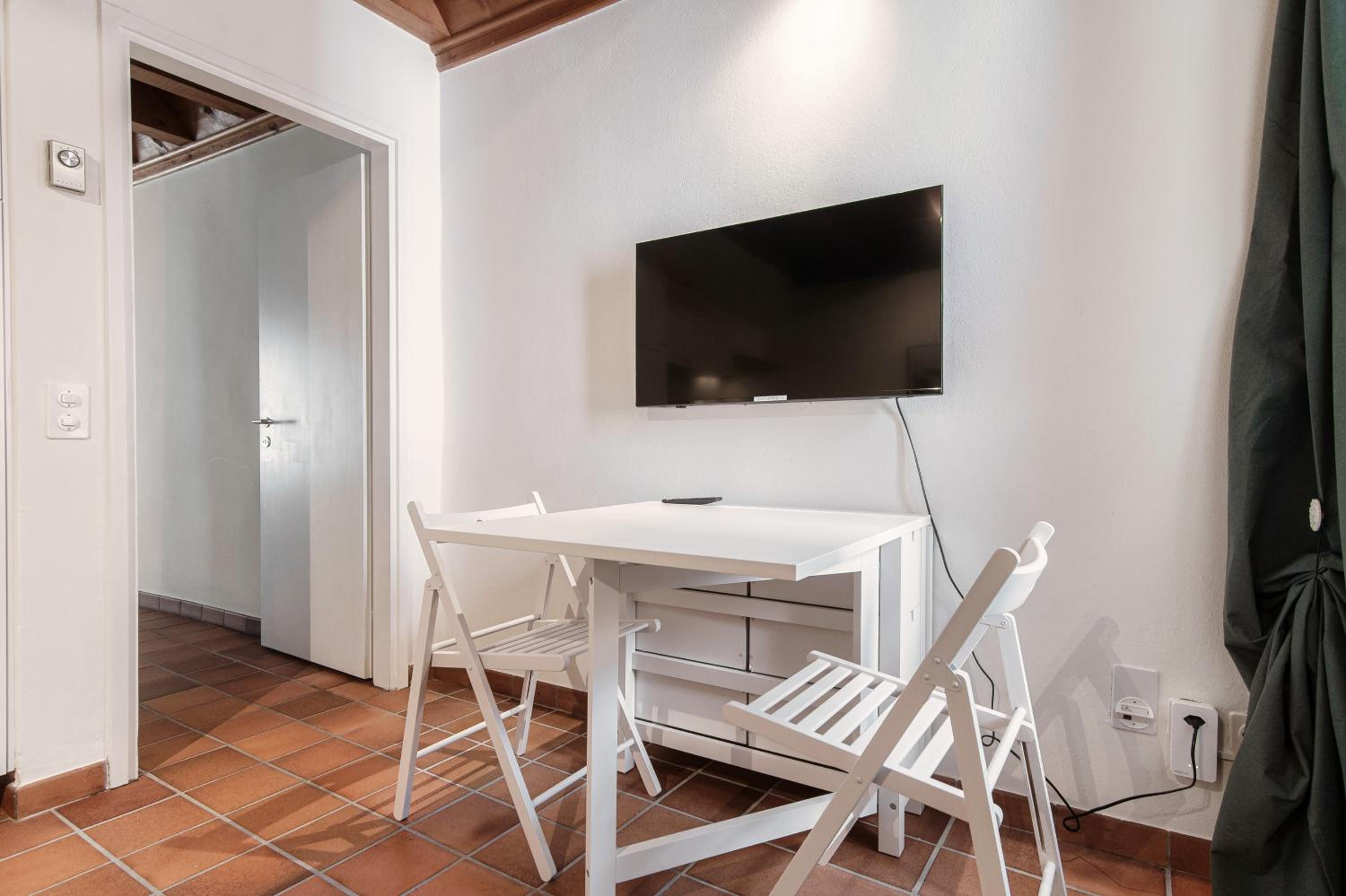 Pardo Apartments by Quokka 360 - Locarno old town