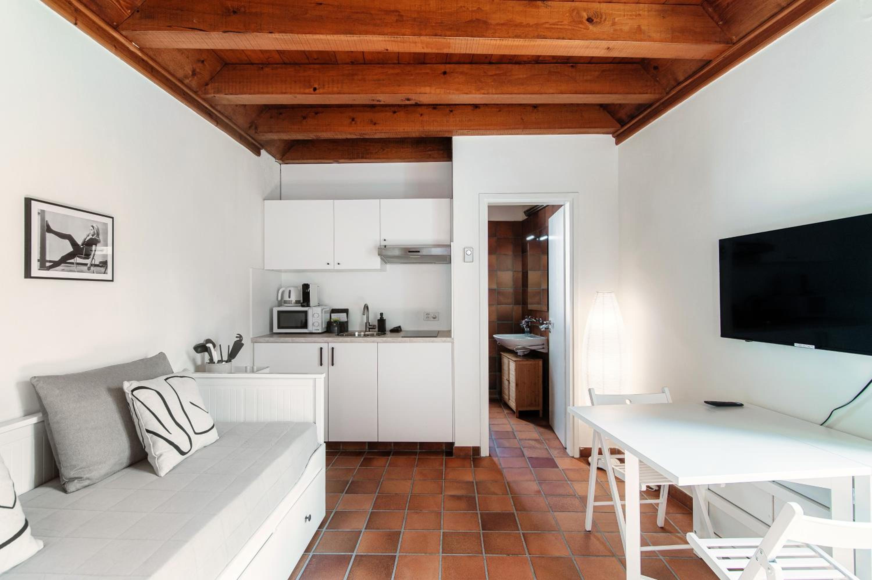Pardo Apartments by Quokka 360 - Locarno old town