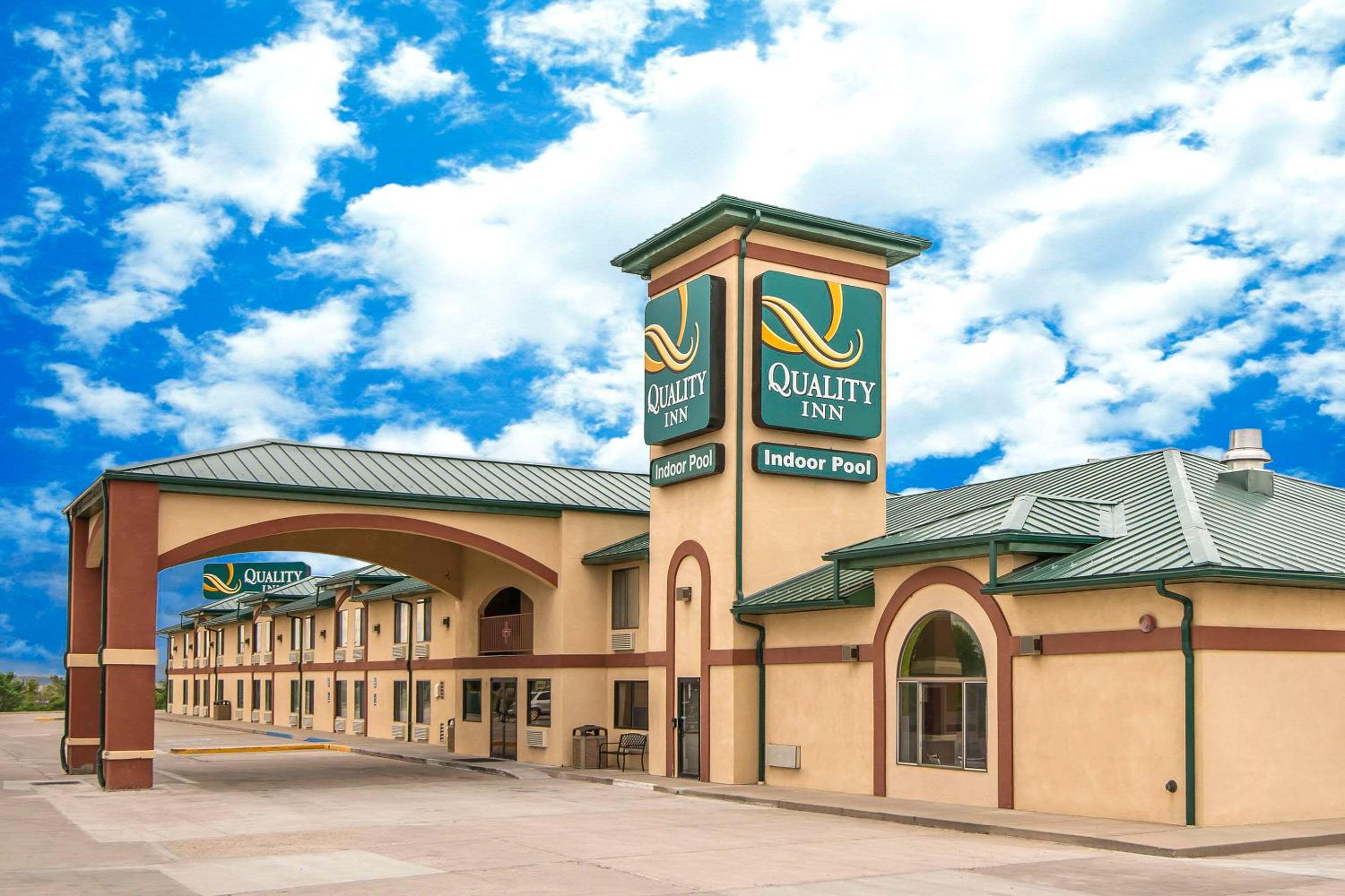 Quality Inn Raton, NM view 2