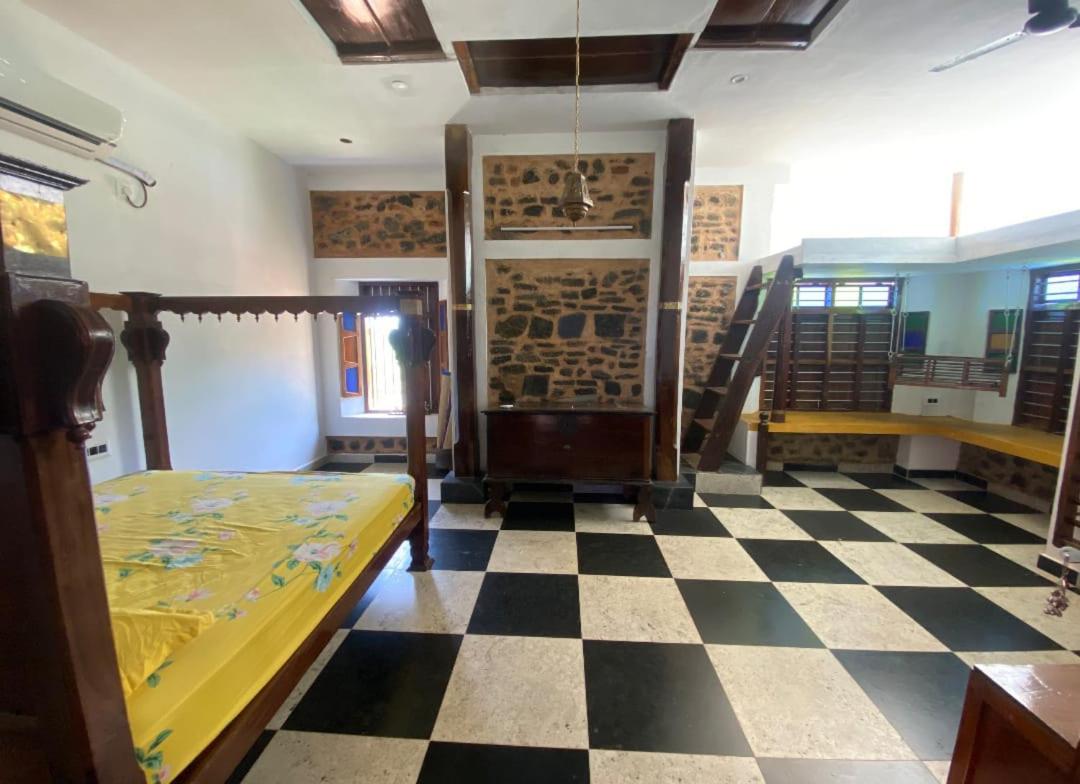 Muthunandhini Palace