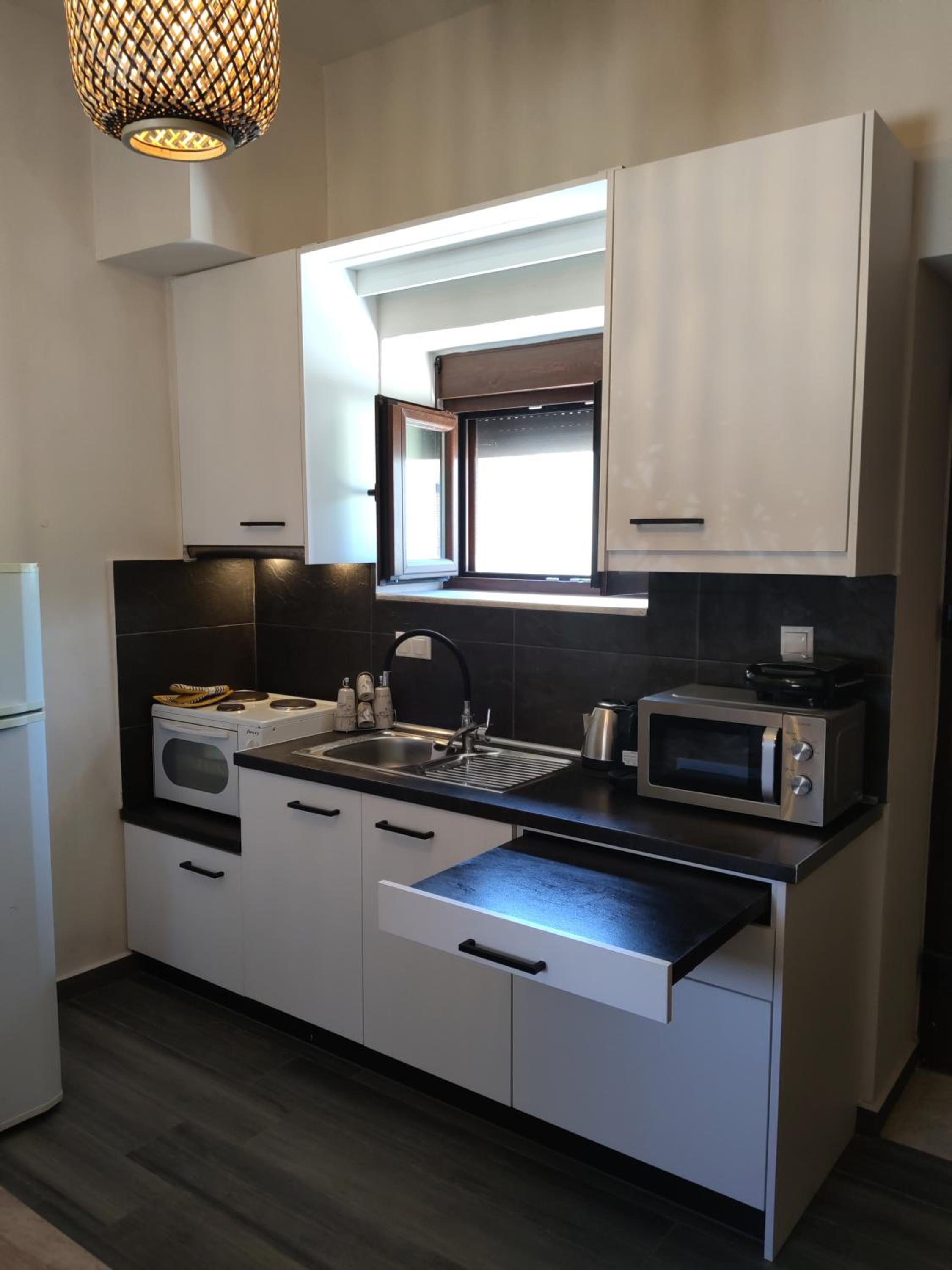Pasiphae Luxury House