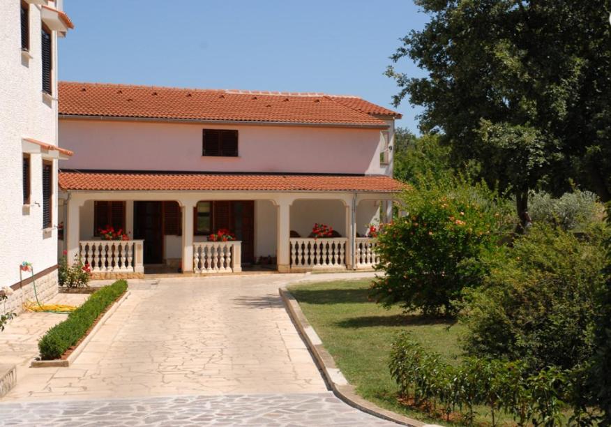 Apartments Vidović