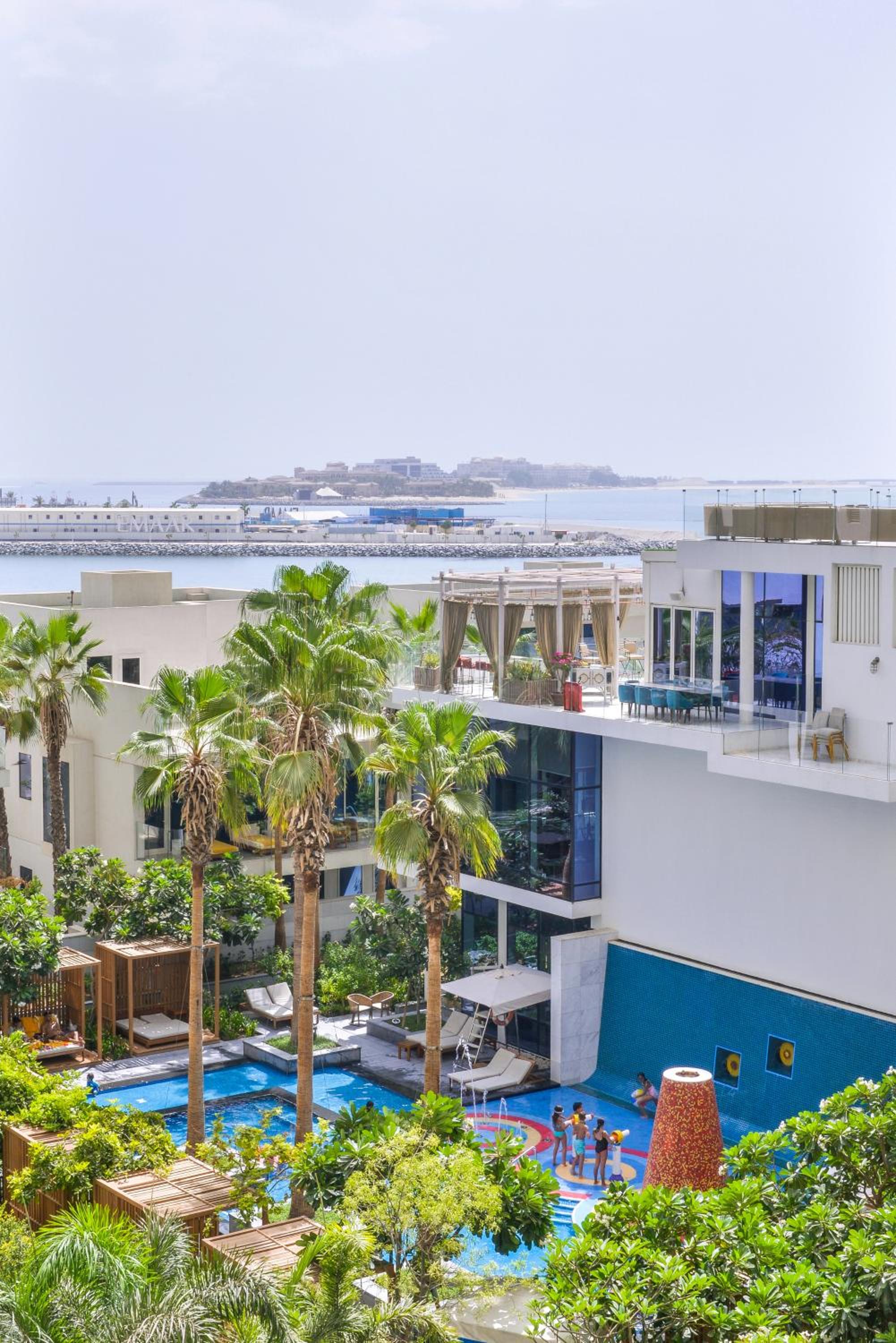 Maison Privee - Glamourous Apt with Sea Views at FIVE Palm