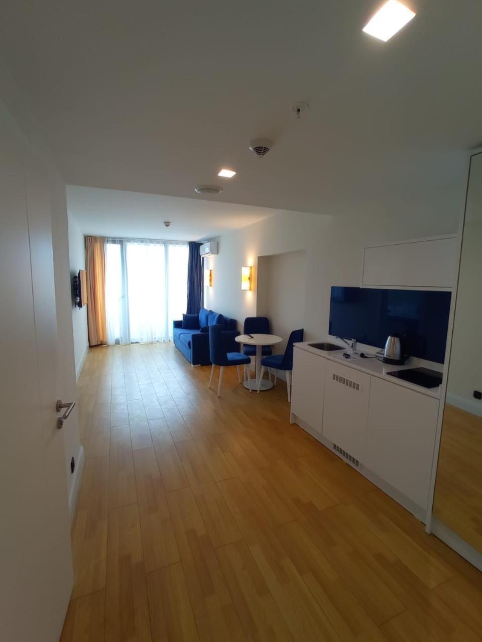 Orbi City C bl 2 room