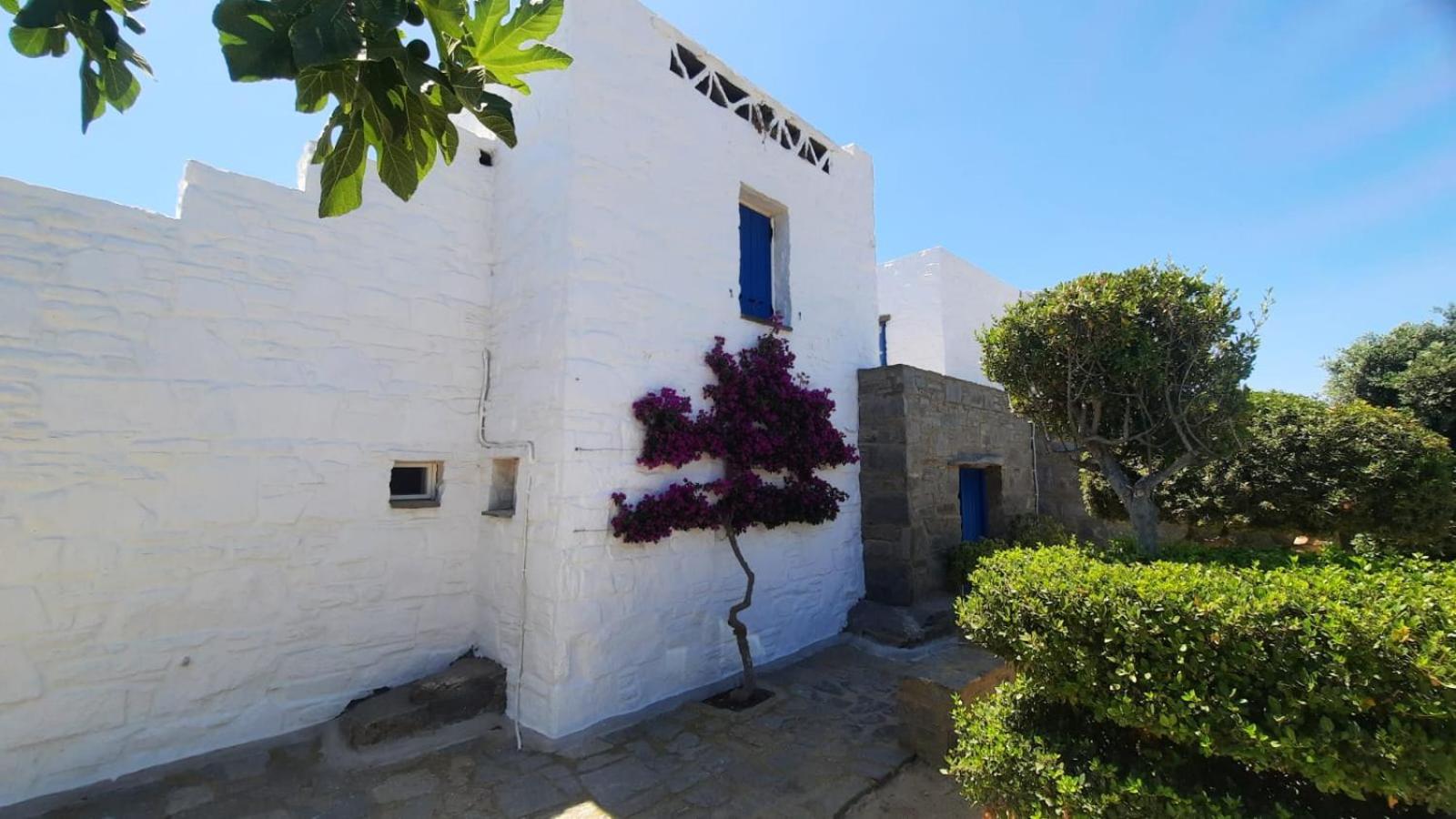 Villa Antinaxos