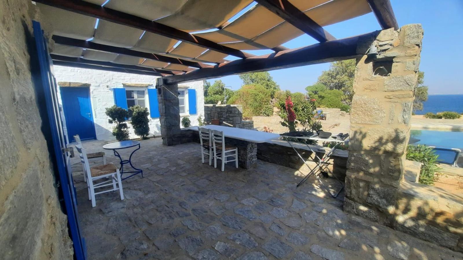 Villa Antinaxos