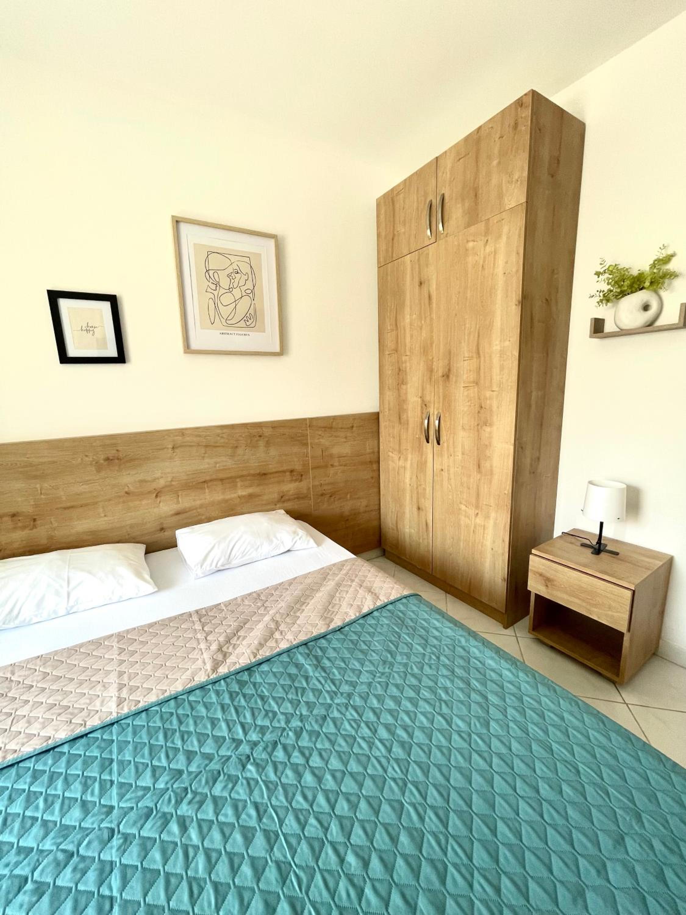 Azzur apartments