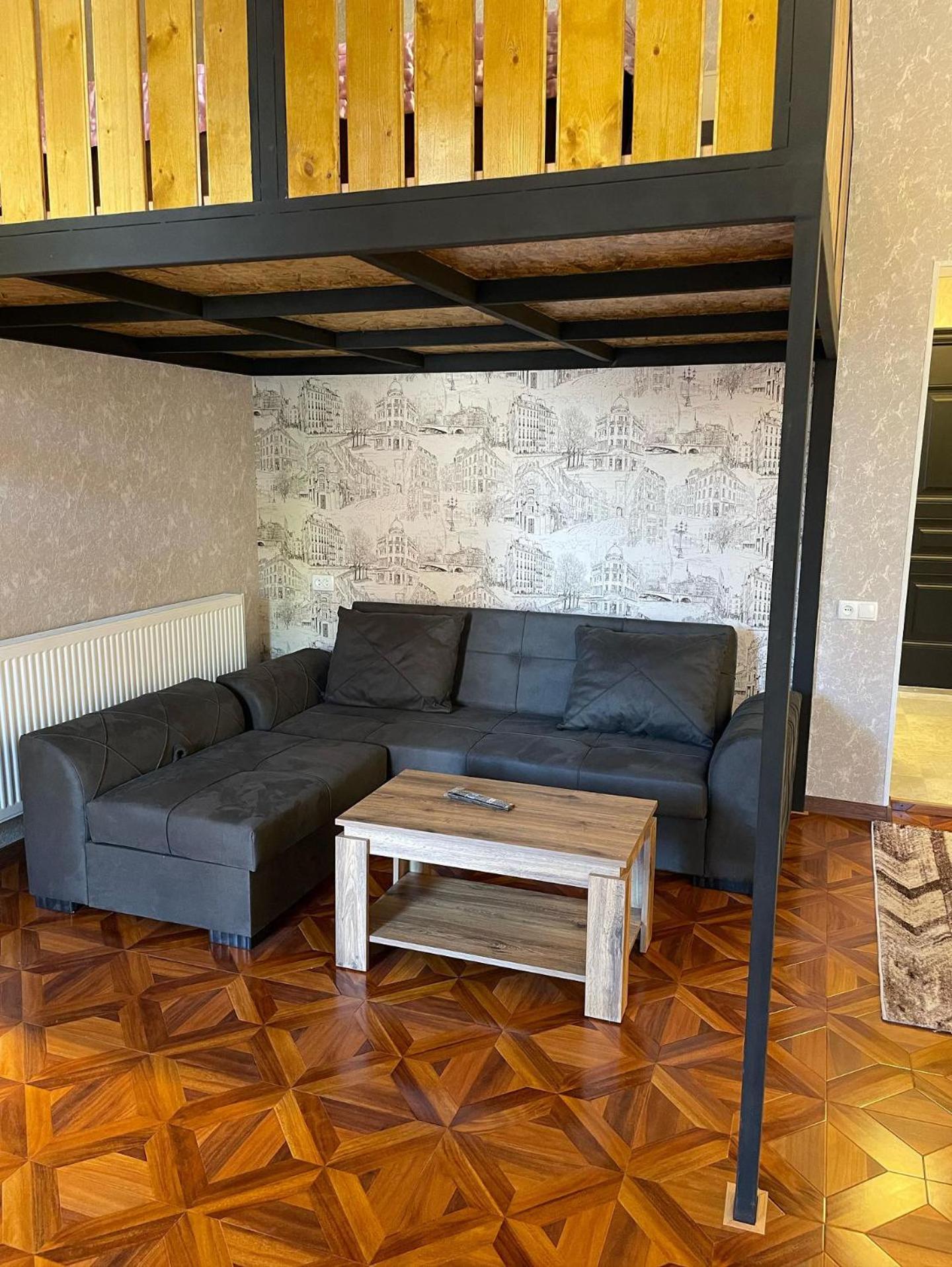 Cozy Apartment In Tbilisuri Ezo view 2