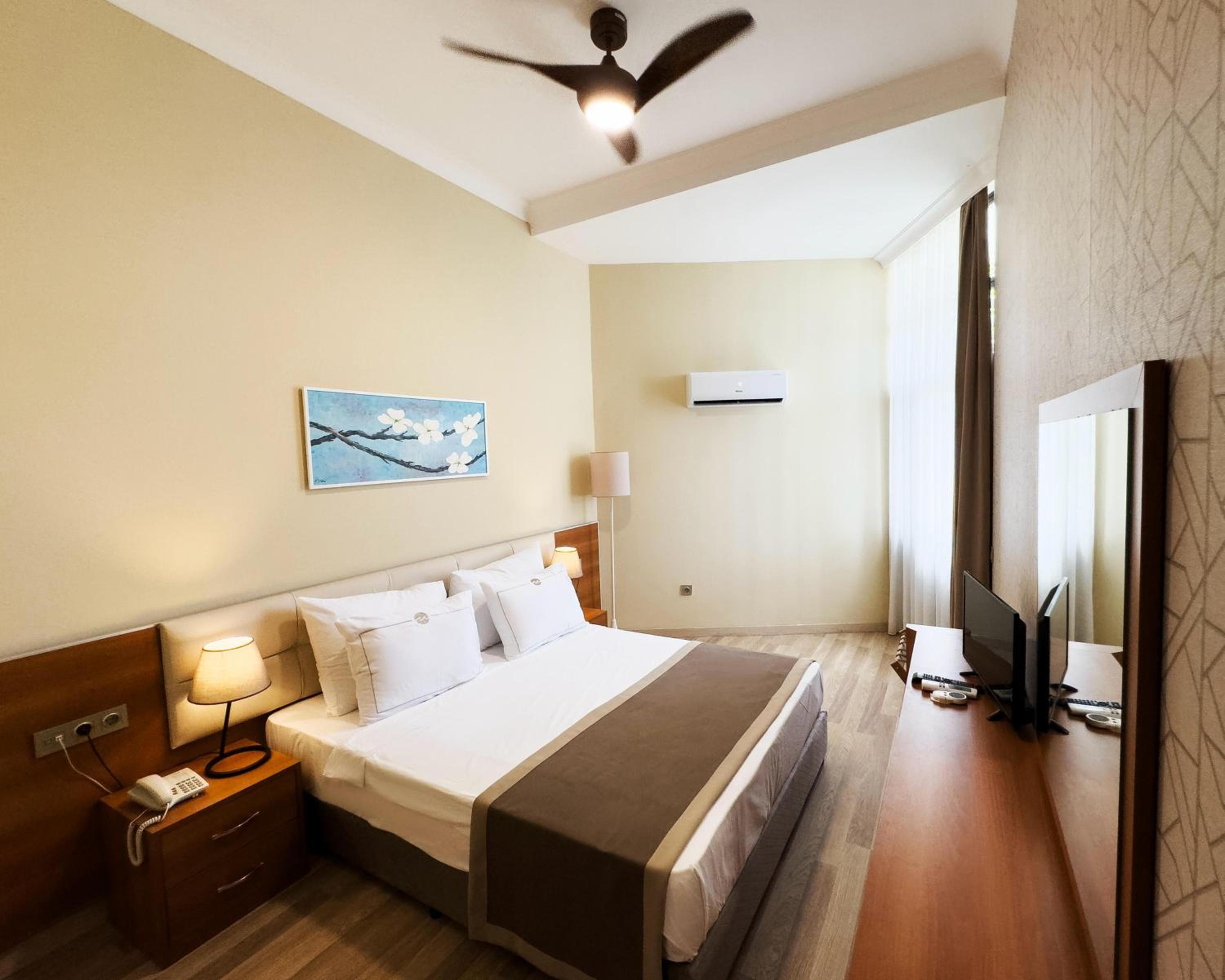 Uras Beach Otel - Image 7