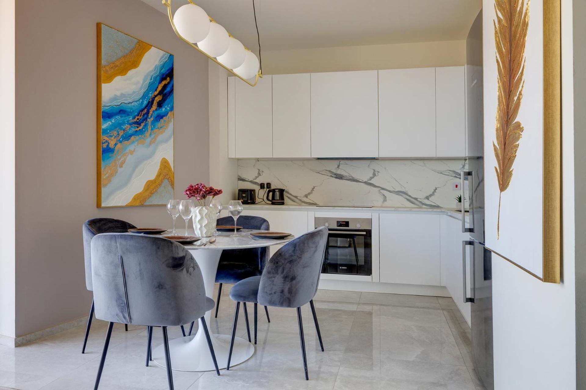 Superlative Apartment in Mercury Towers by Buena Vista photo 4