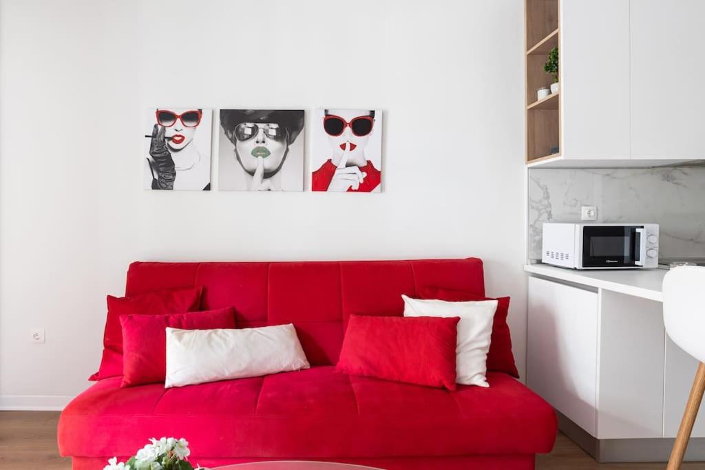 Red Velvet Apt near City centre view 4