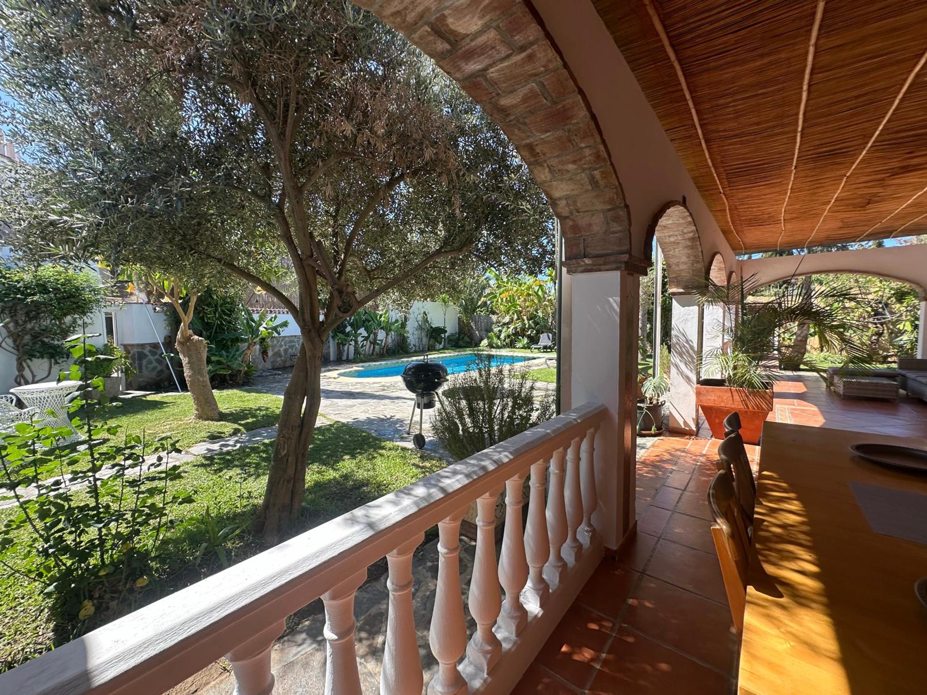 Villa Piscina & Jacuzzi Privado