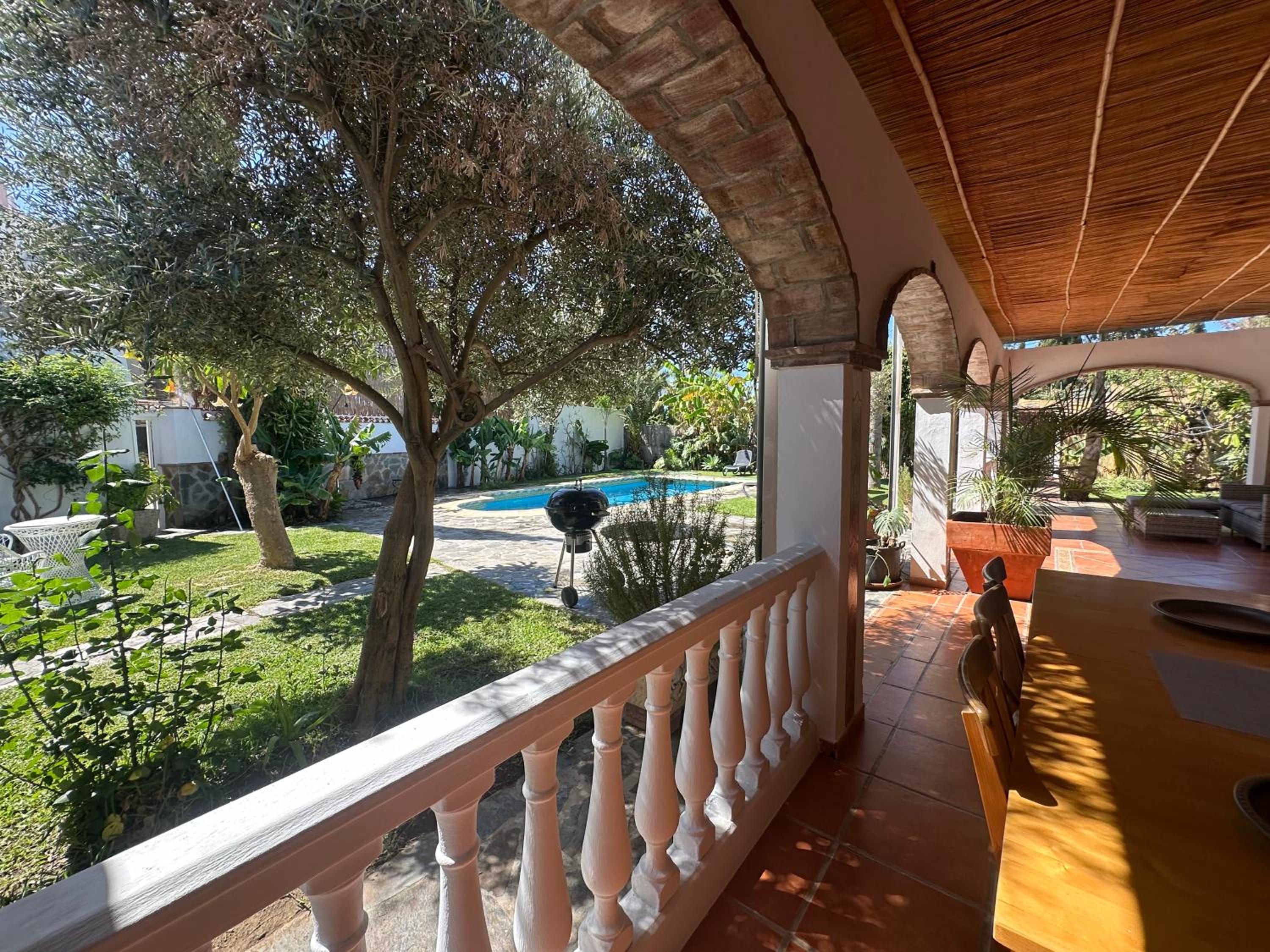 Villa Piscina & Jacuzzi Privado