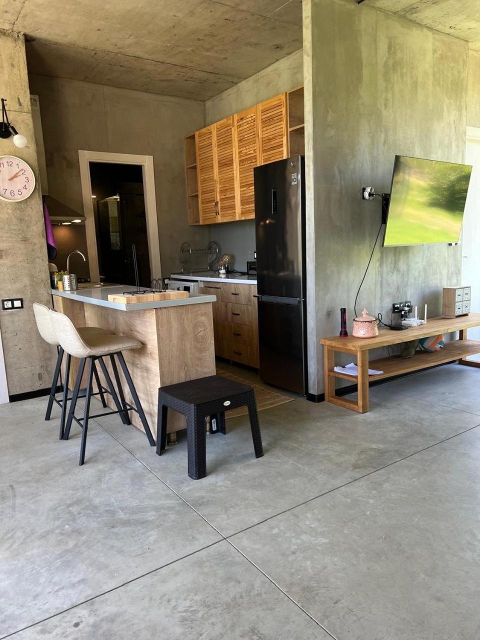 Nina's house & Yard 200m from beach Kaprovani