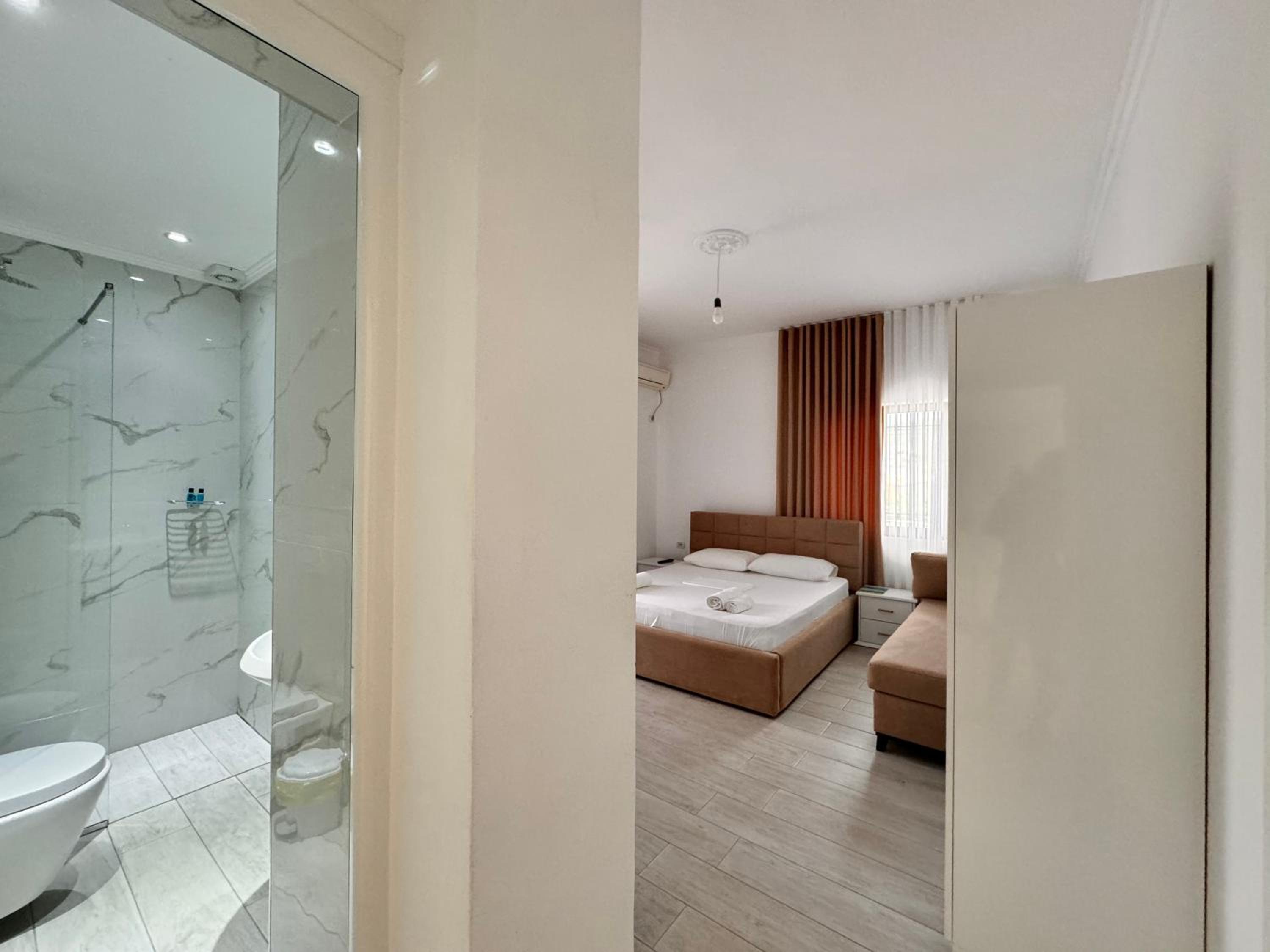Dine Hotel