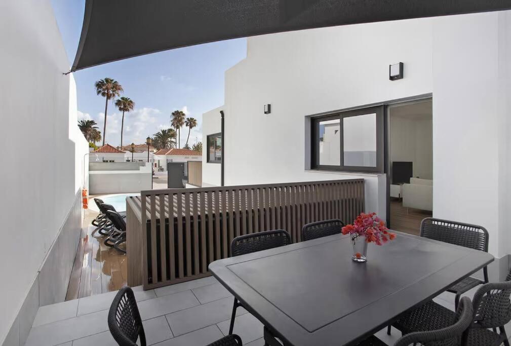 Villa Julaga Private Pool Corralejo By Holidays Home