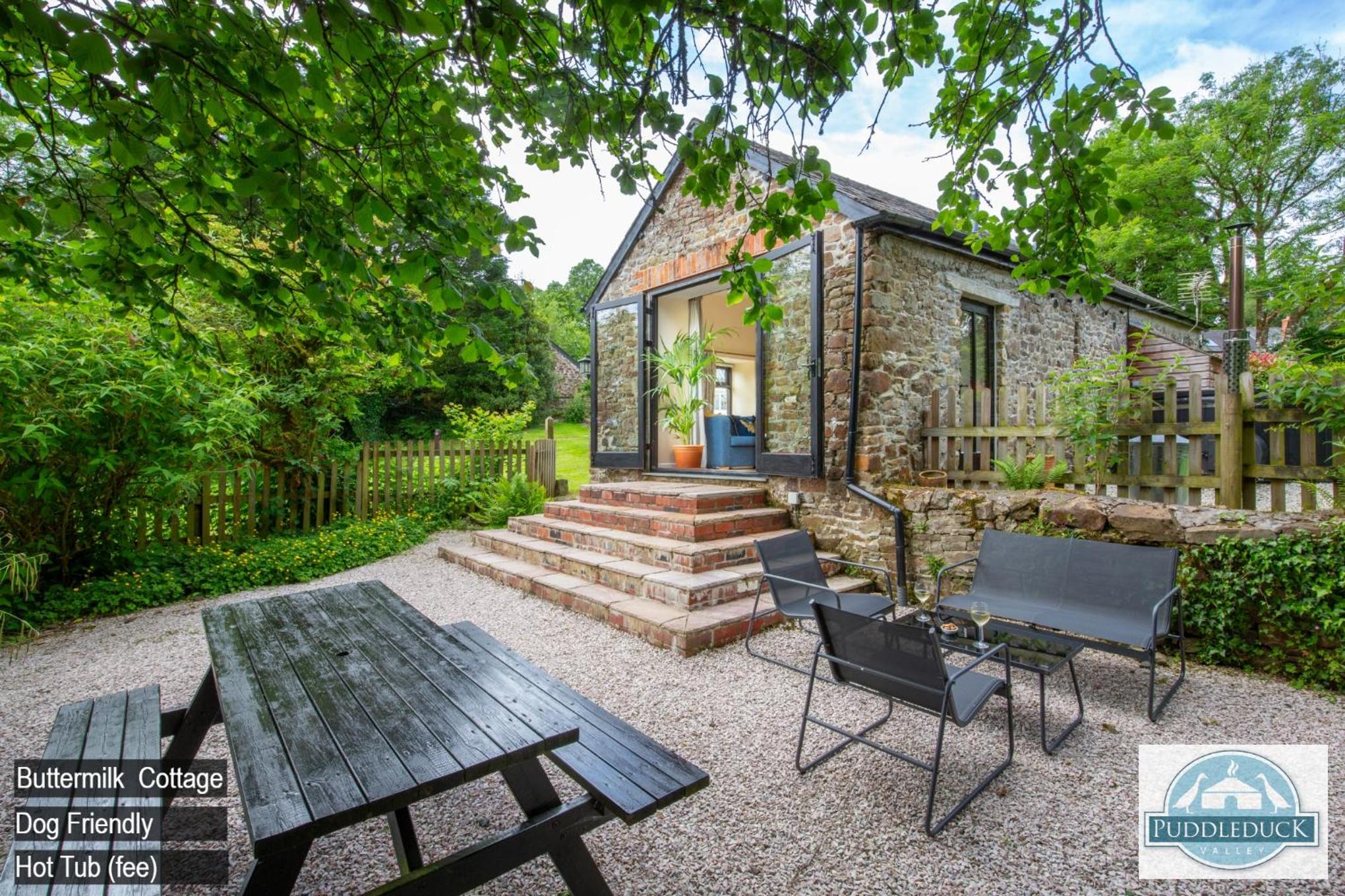 Puddleduck Valley - Dog Friendly