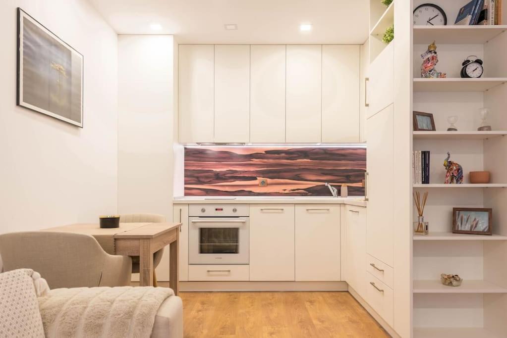 Aquarelle Breeze apartment