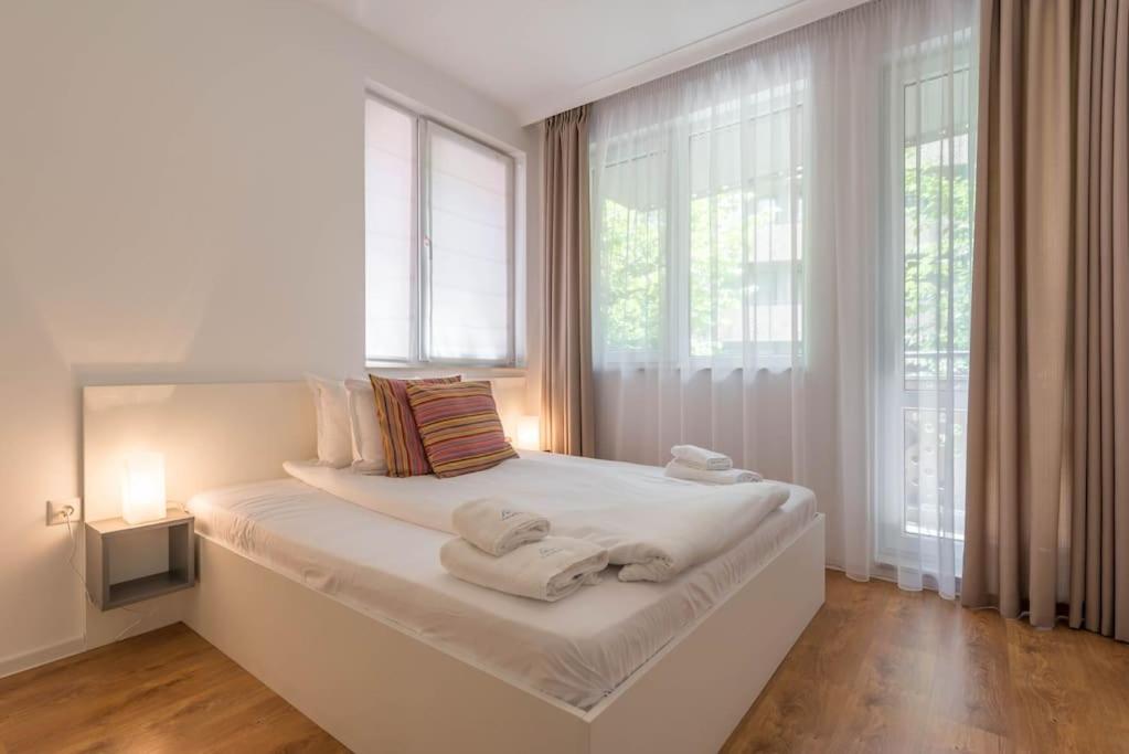 Aquarelle Breeze apartment