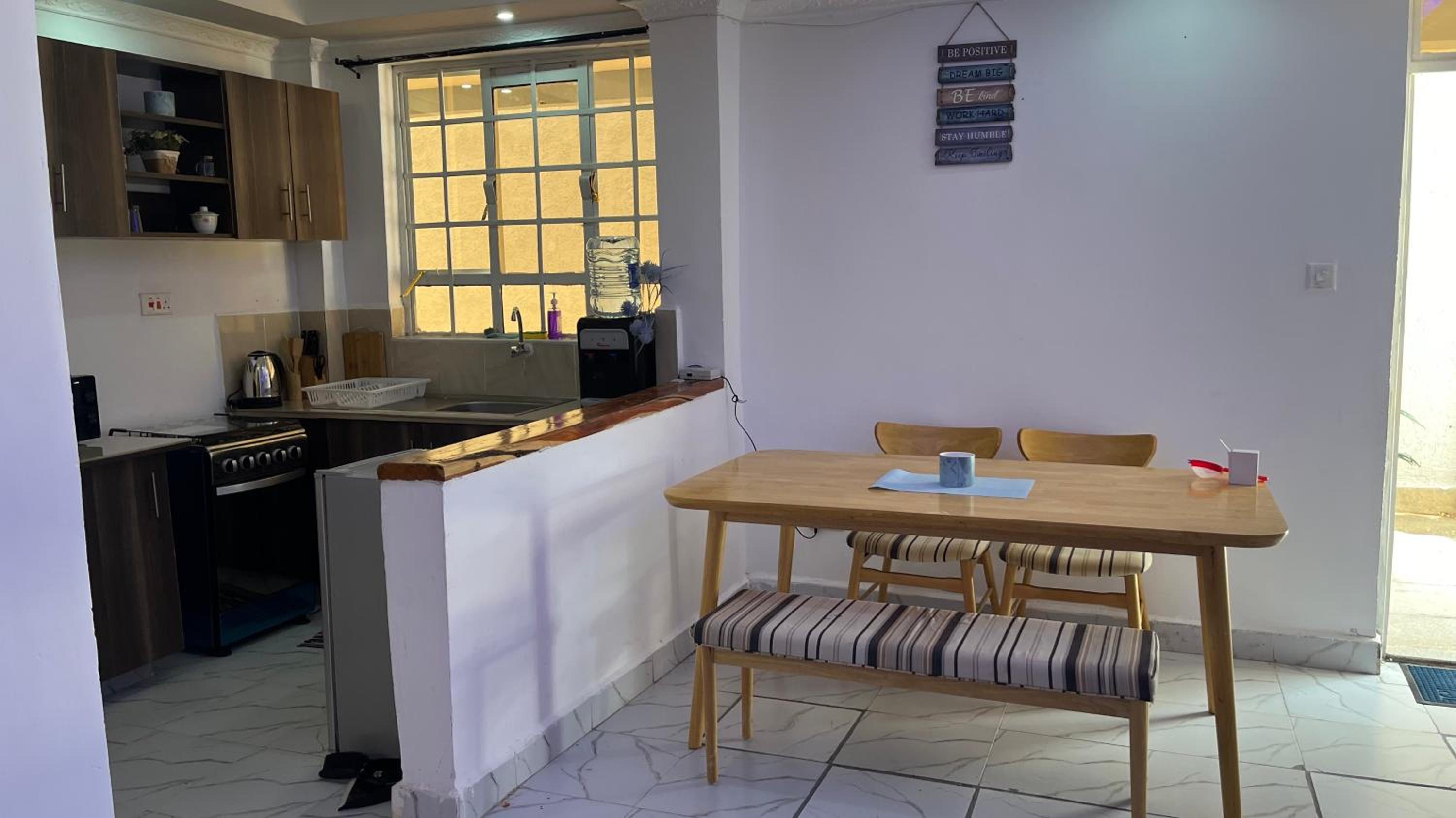 Blue Haven 1 bedroom mountain side Apartment