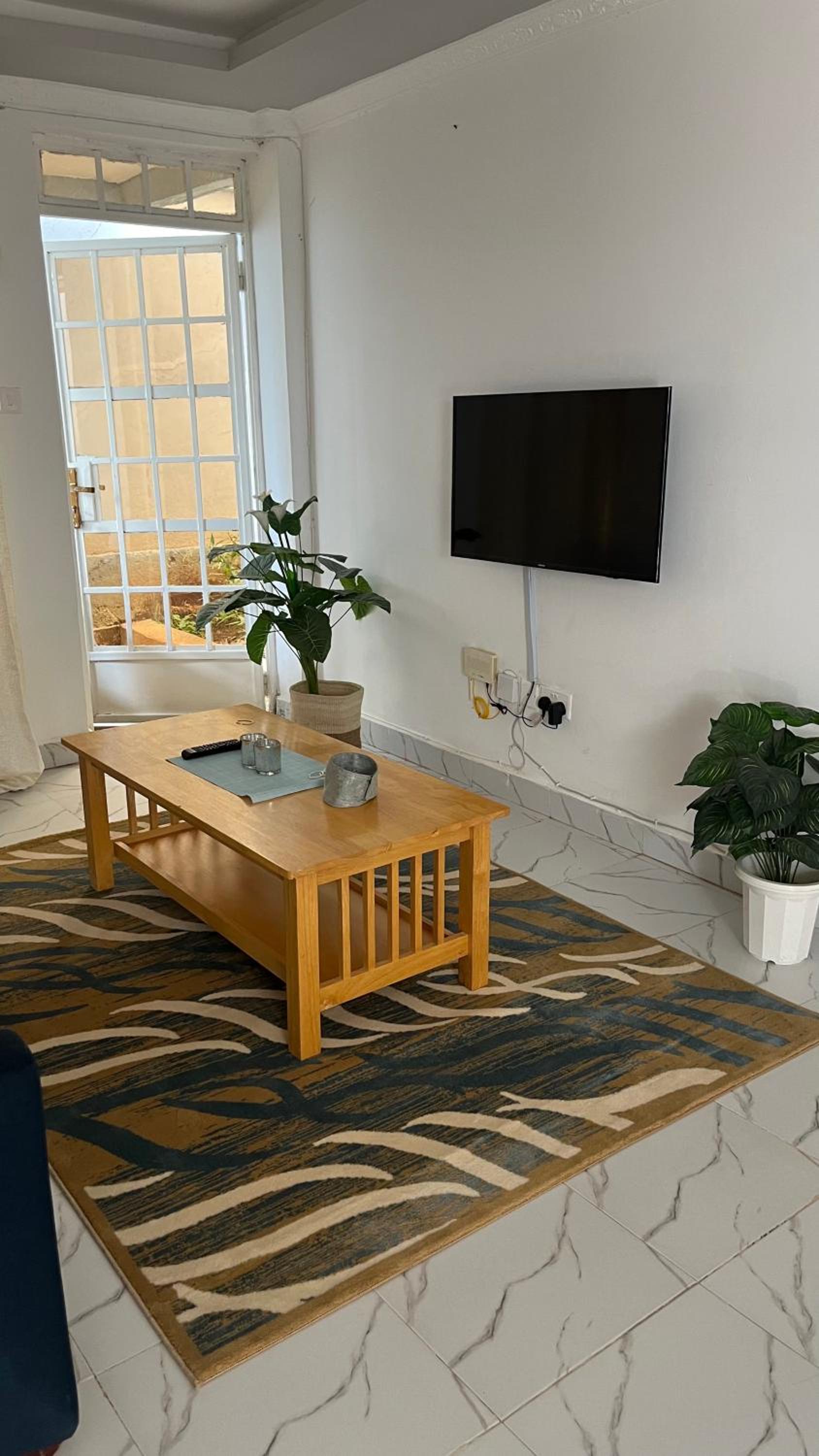 Blue Haven 1 bedroom mountain side Apartment