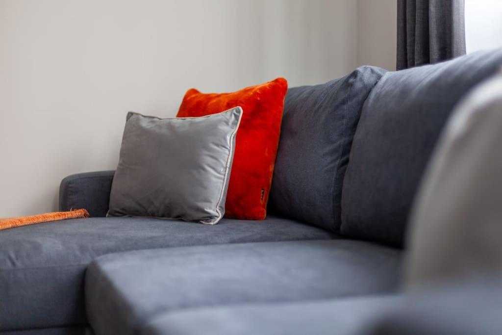 Elegant Retreat 1-bed Near Central London