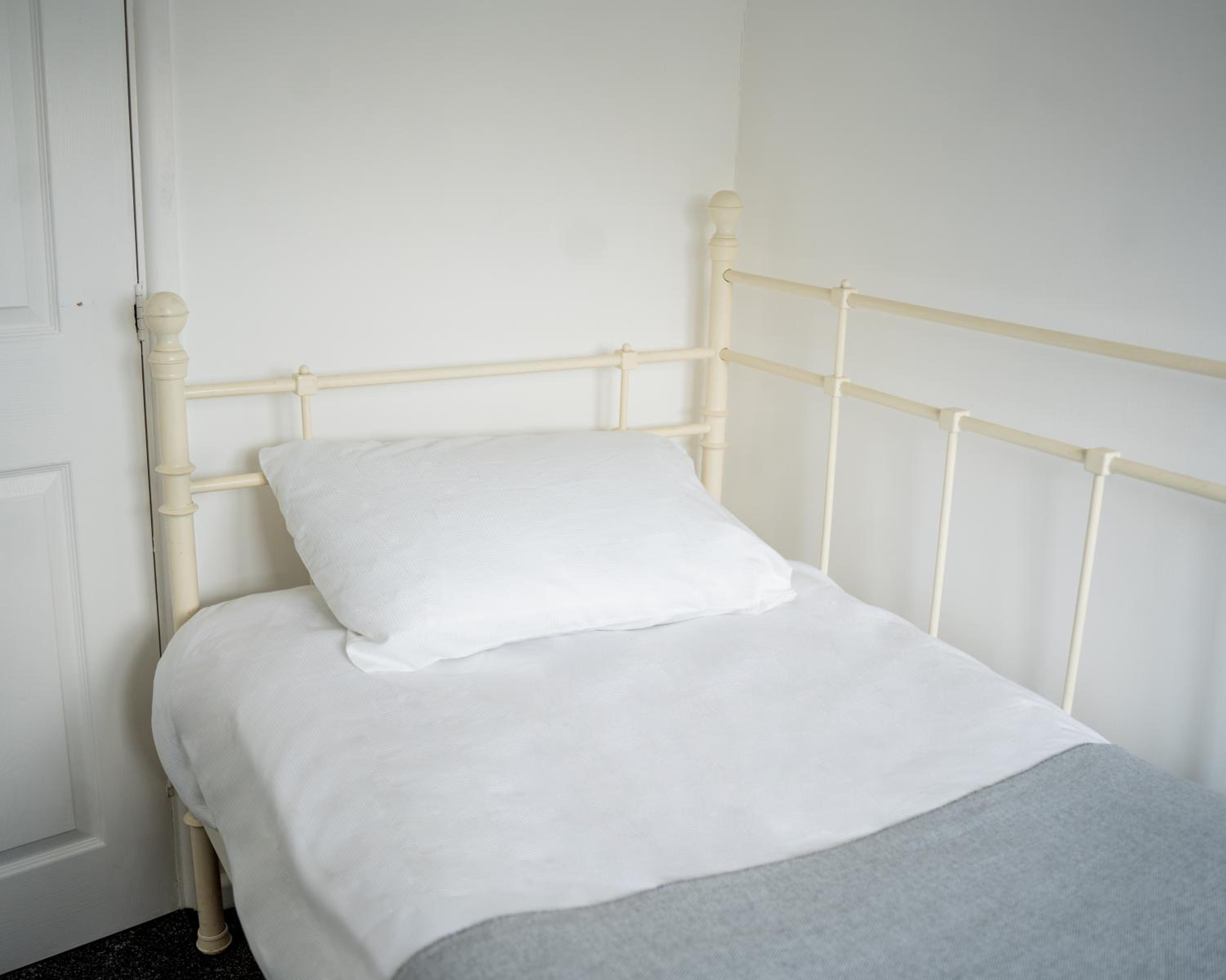 Rent Entire Calmhaven Apartment