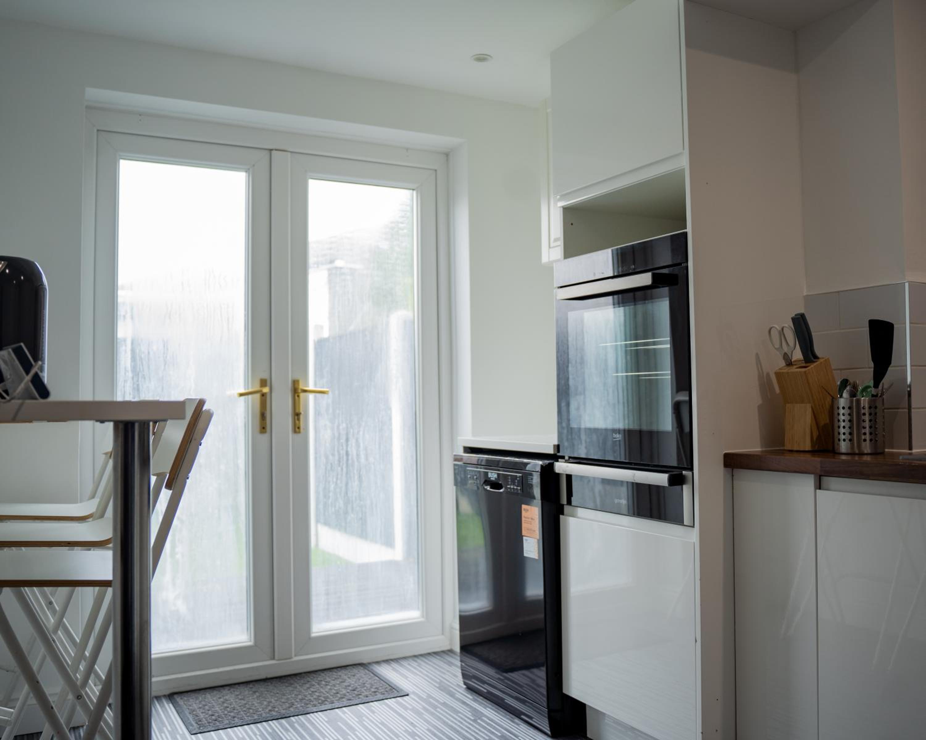 Rent Entire Calmhaven Apartment
