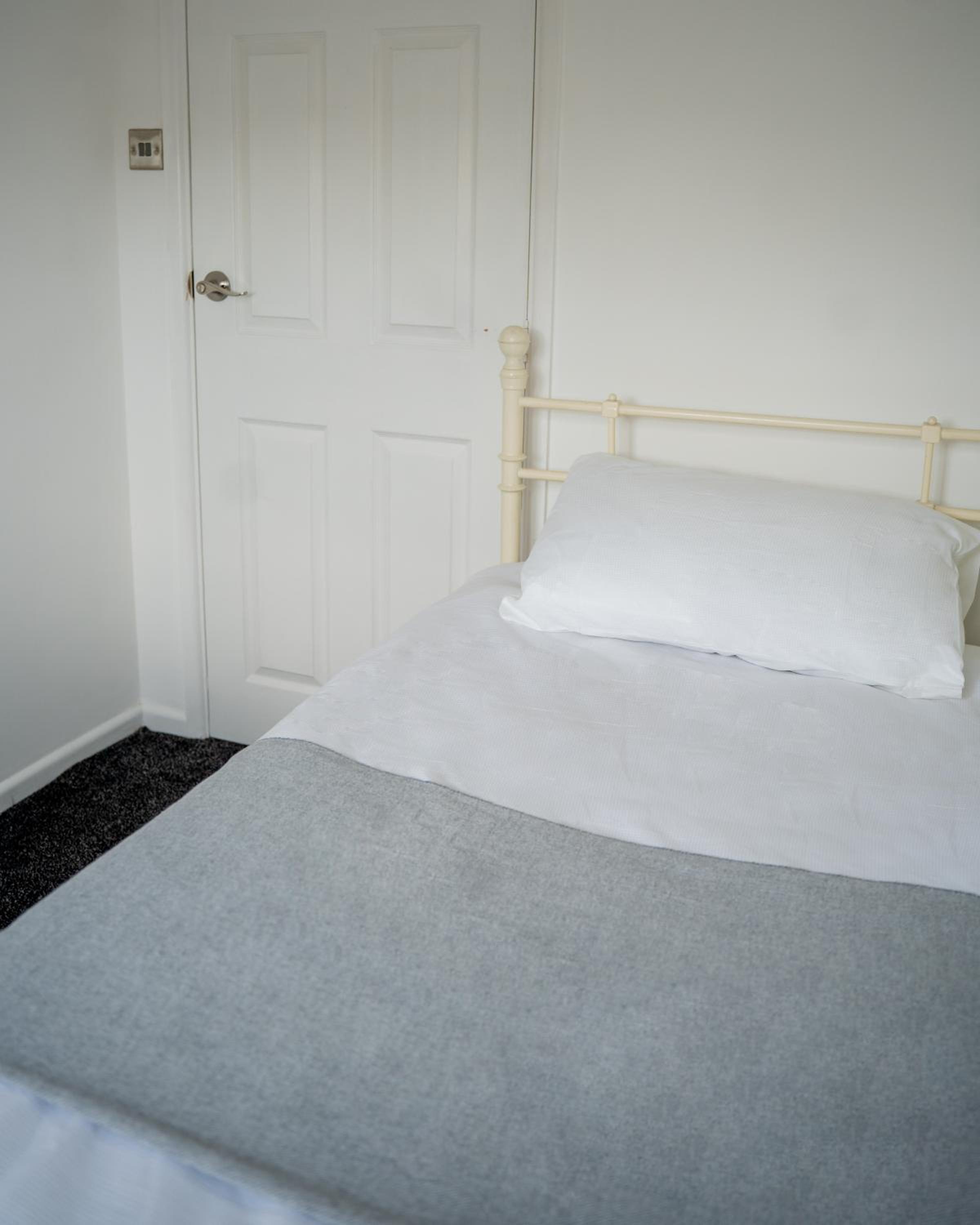 Rent Entire Calmhaven Apartment