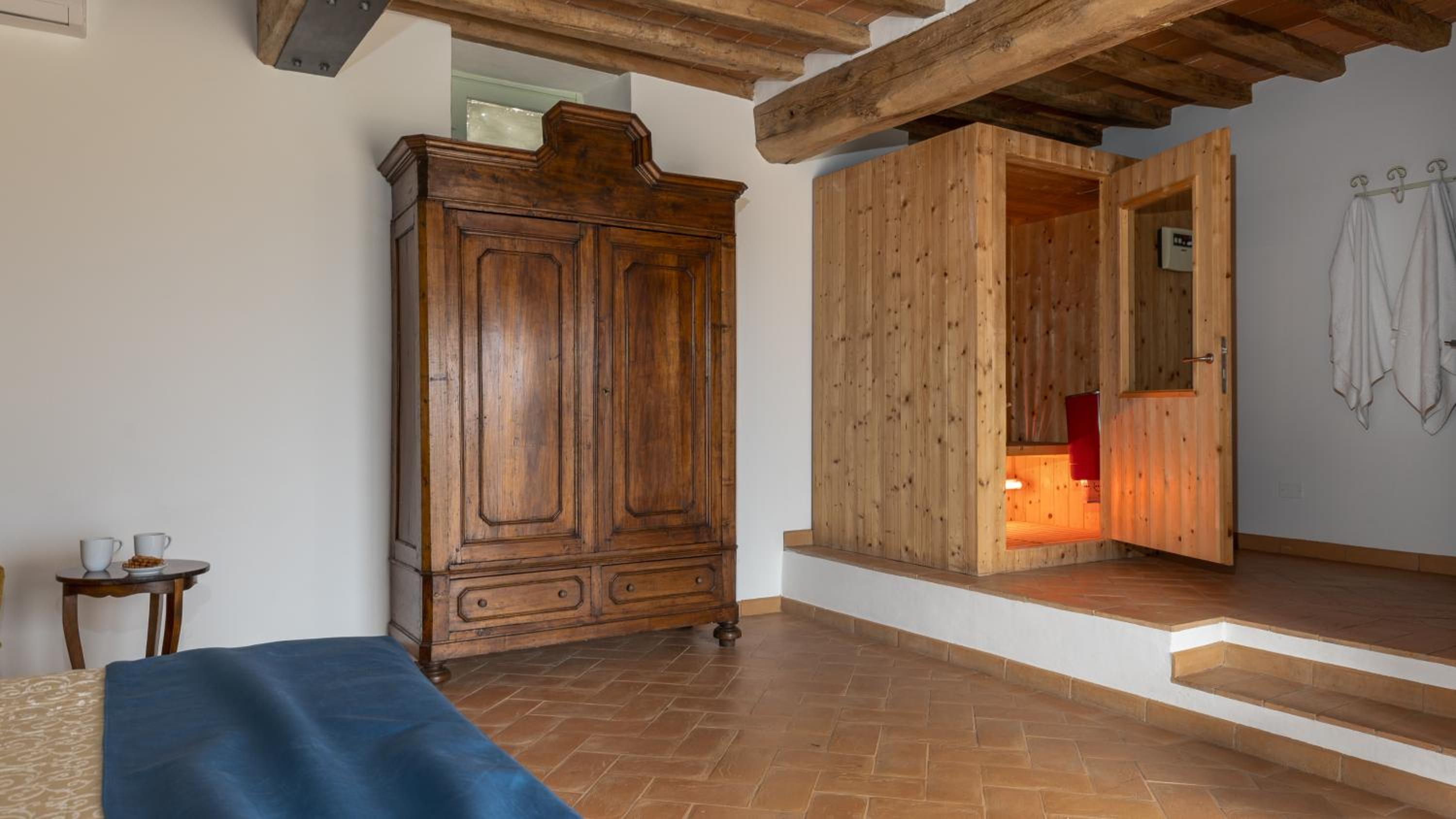 Cortona Vacations - IL ROMITOIO 12, Emma Villas - Property Image 4