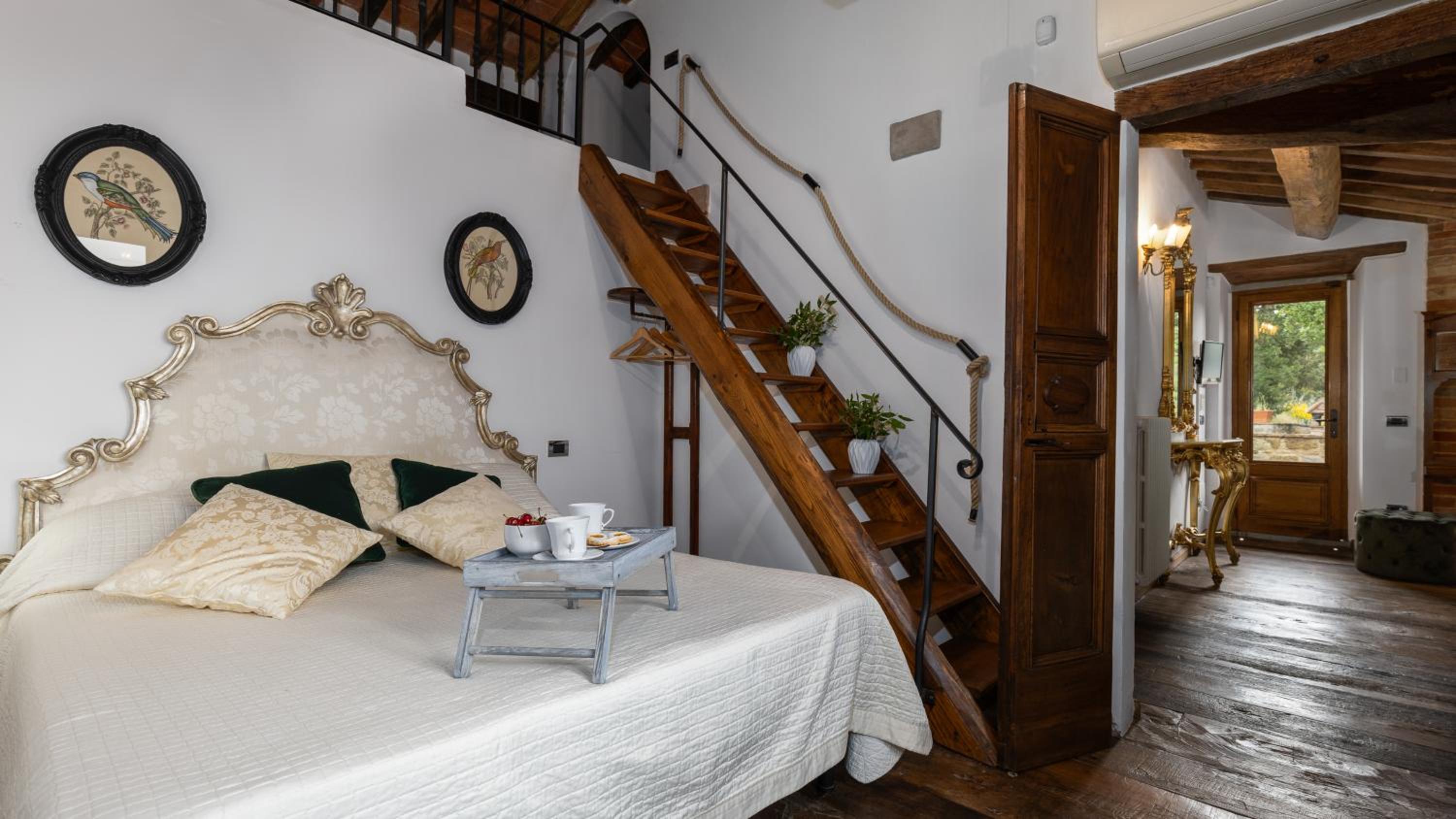 Cortona Vacations - IL ROMITOIO 12, Emma Villas - Property Image 1