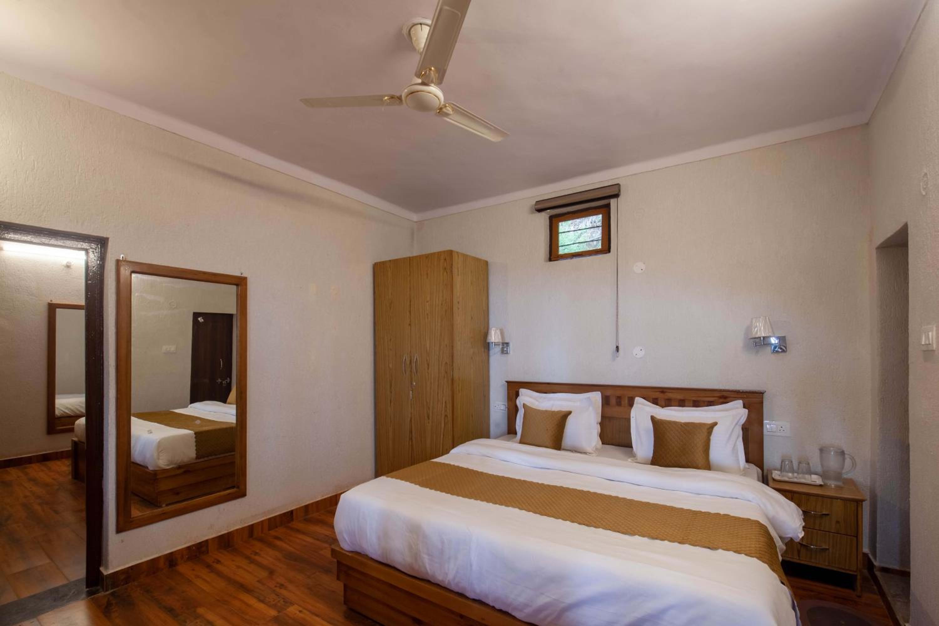Alaya Stays Amara Dawn 4-BHK Villa in Nainital