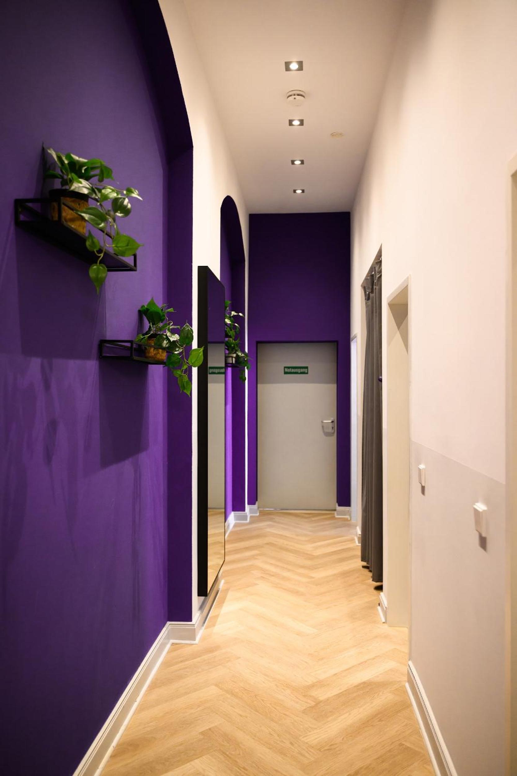 Dilo Apartments 150 sqm Modern Historic Apartments for 12 Guests