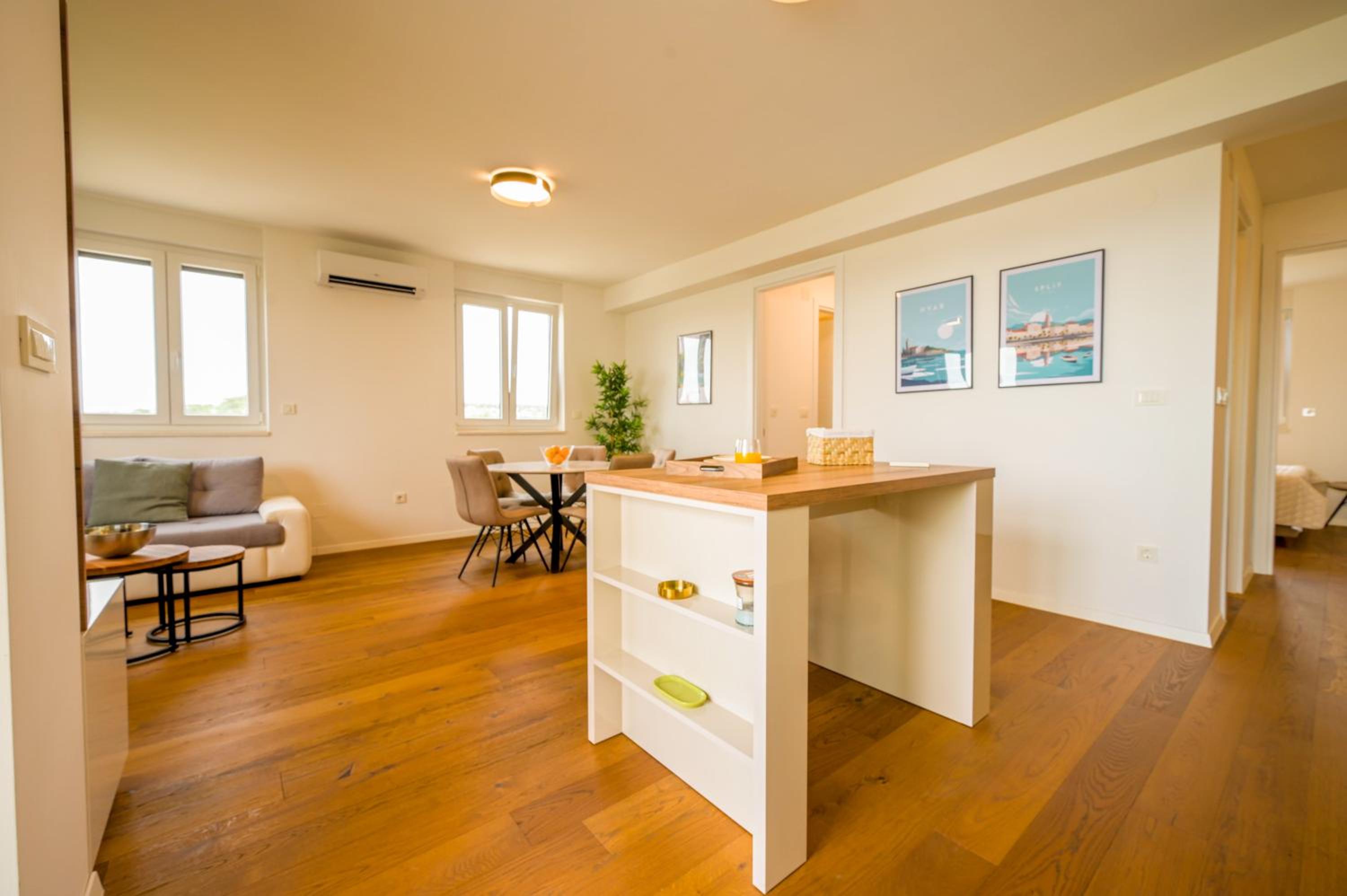 Apartment Široko