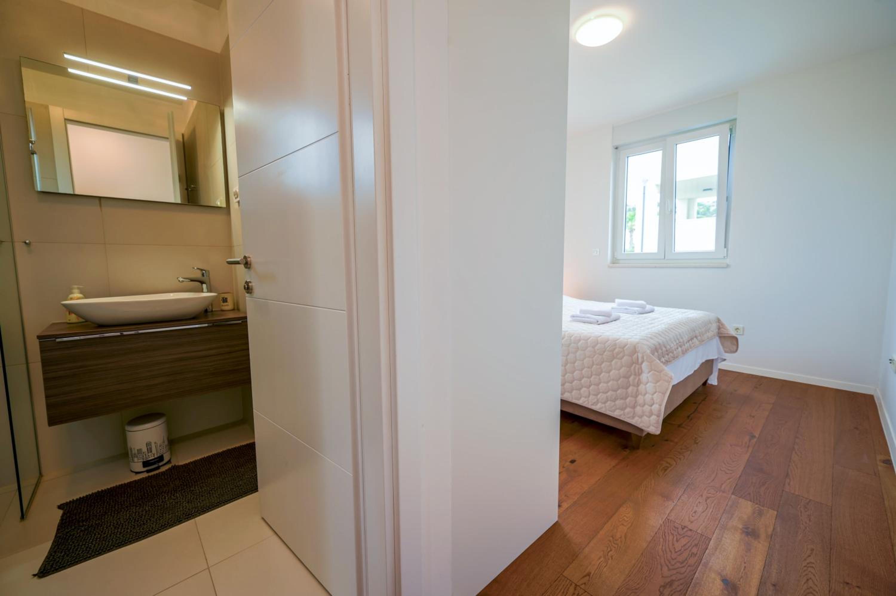 Apartment Široko