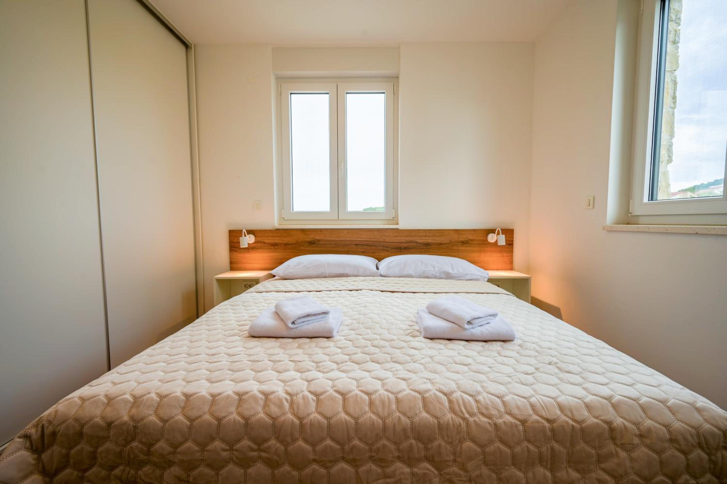 Apartment Široko