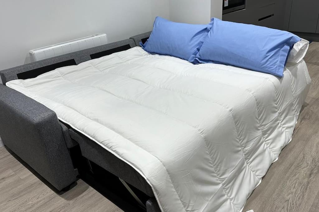 Aqua Dreams -Serviced Luxury Apartment, Coyles Place at Portland 88