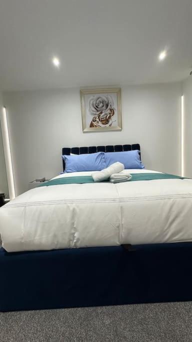 Aqua Dreams -Serviced Luxury Apartment, Coyles Place at Portland 88