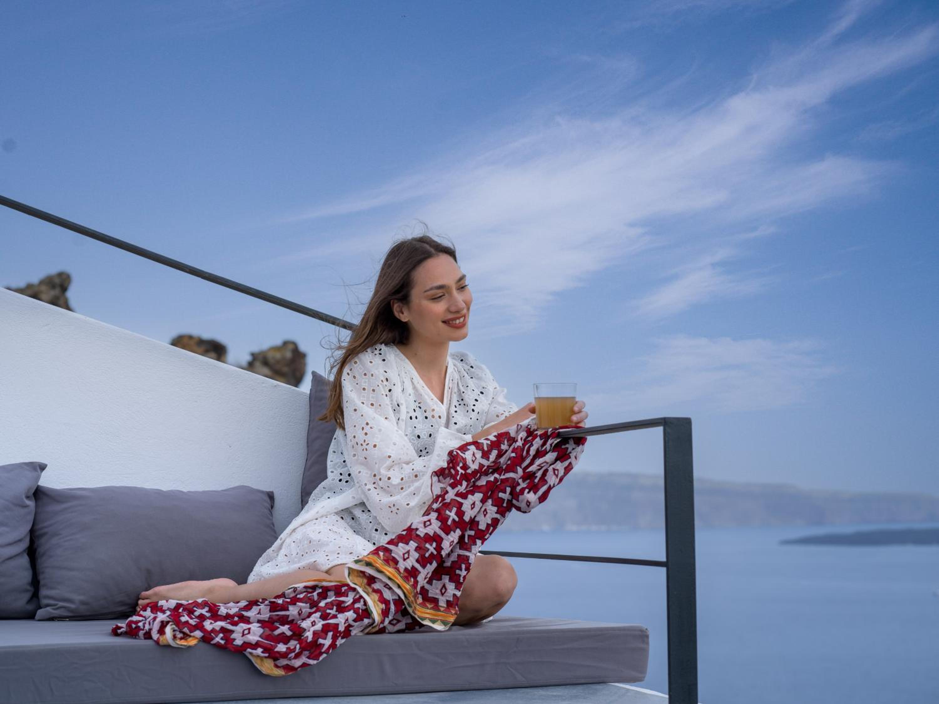 Oia Vacations - IKIES Santorini - Property Image 8