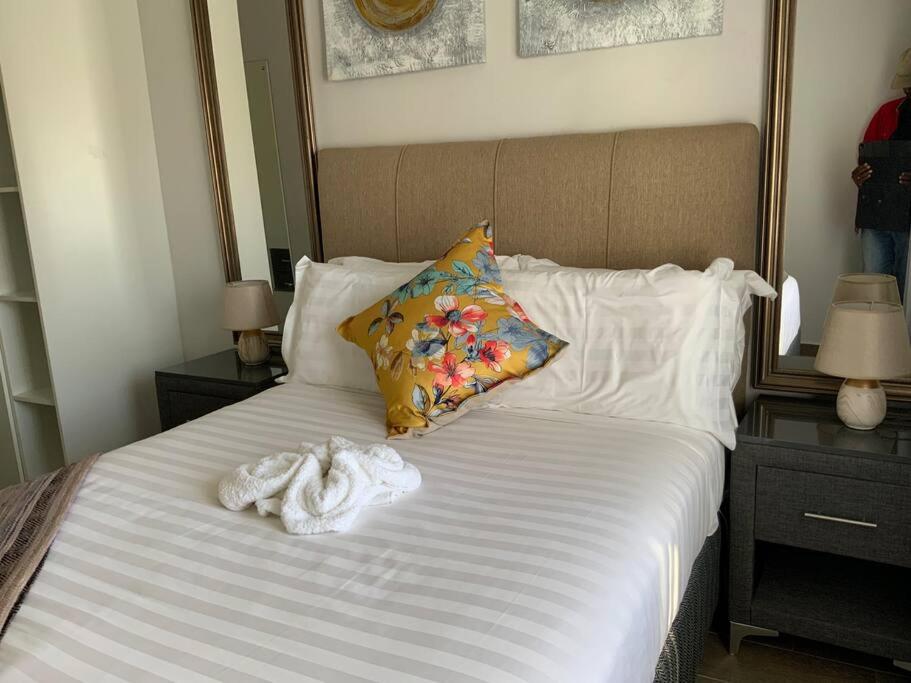 Zest Apartment