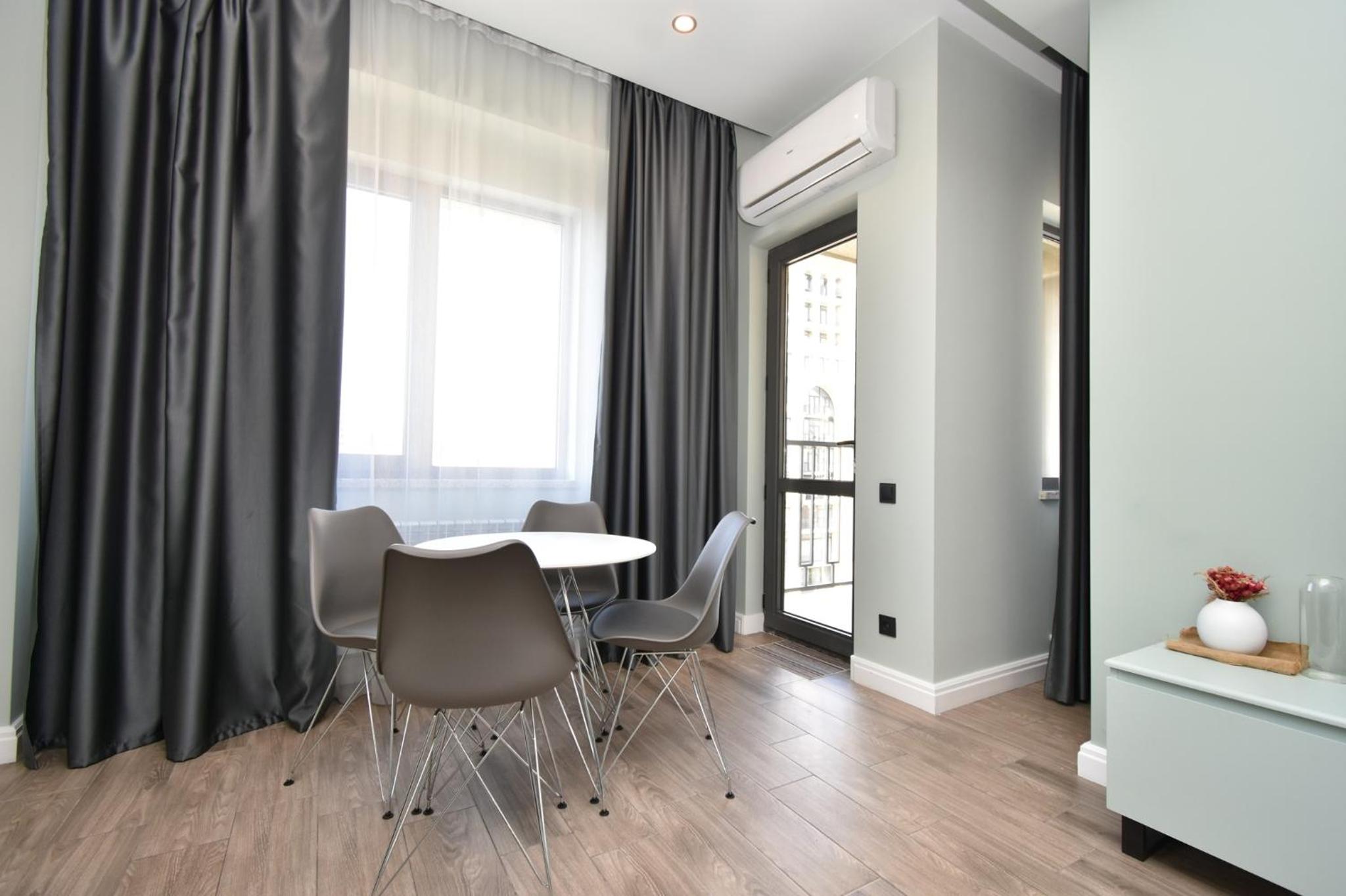 Amiryan street, 1 bedroom LUXE apartment with beautiful view AM264
