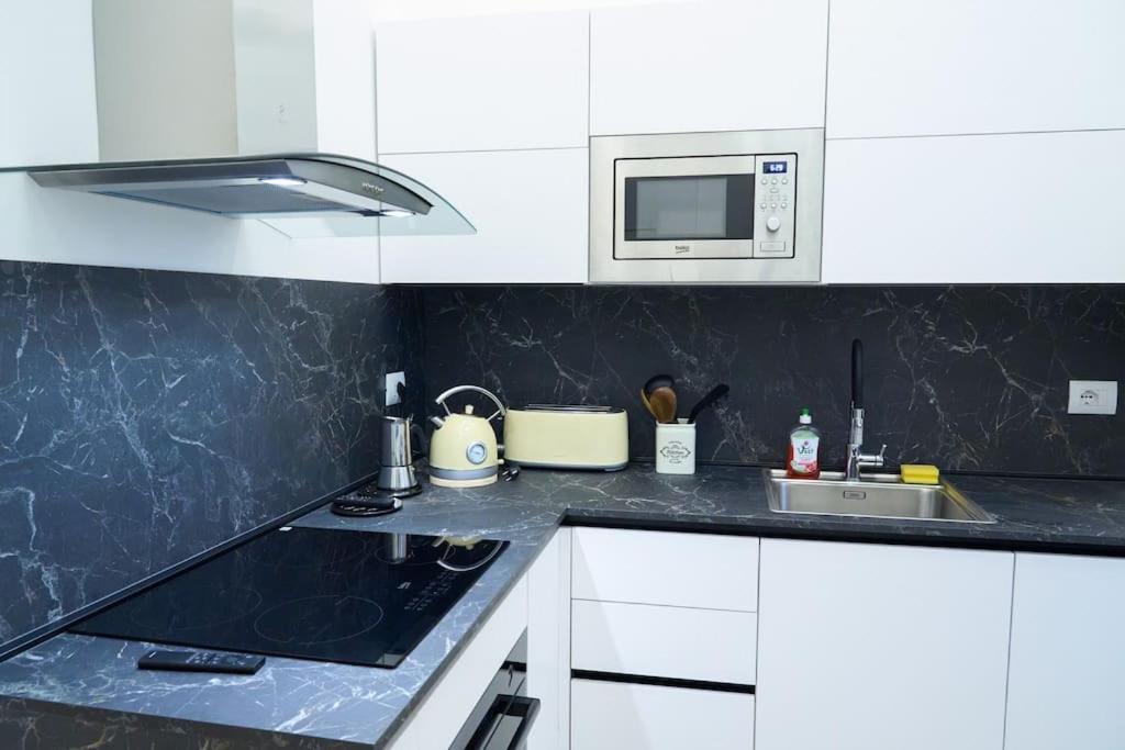 Citylife brand new luxury art apartment