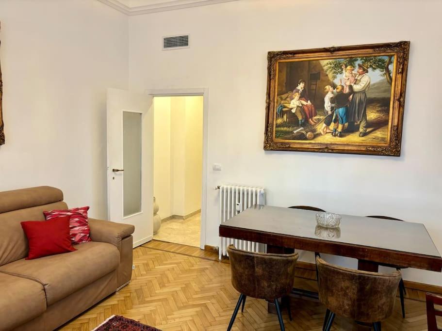 Citylife brand new luxury art apartment