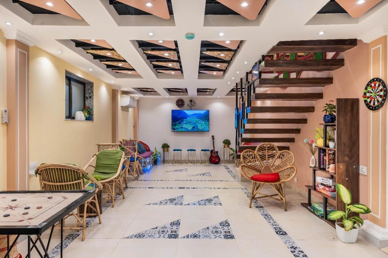 lounge