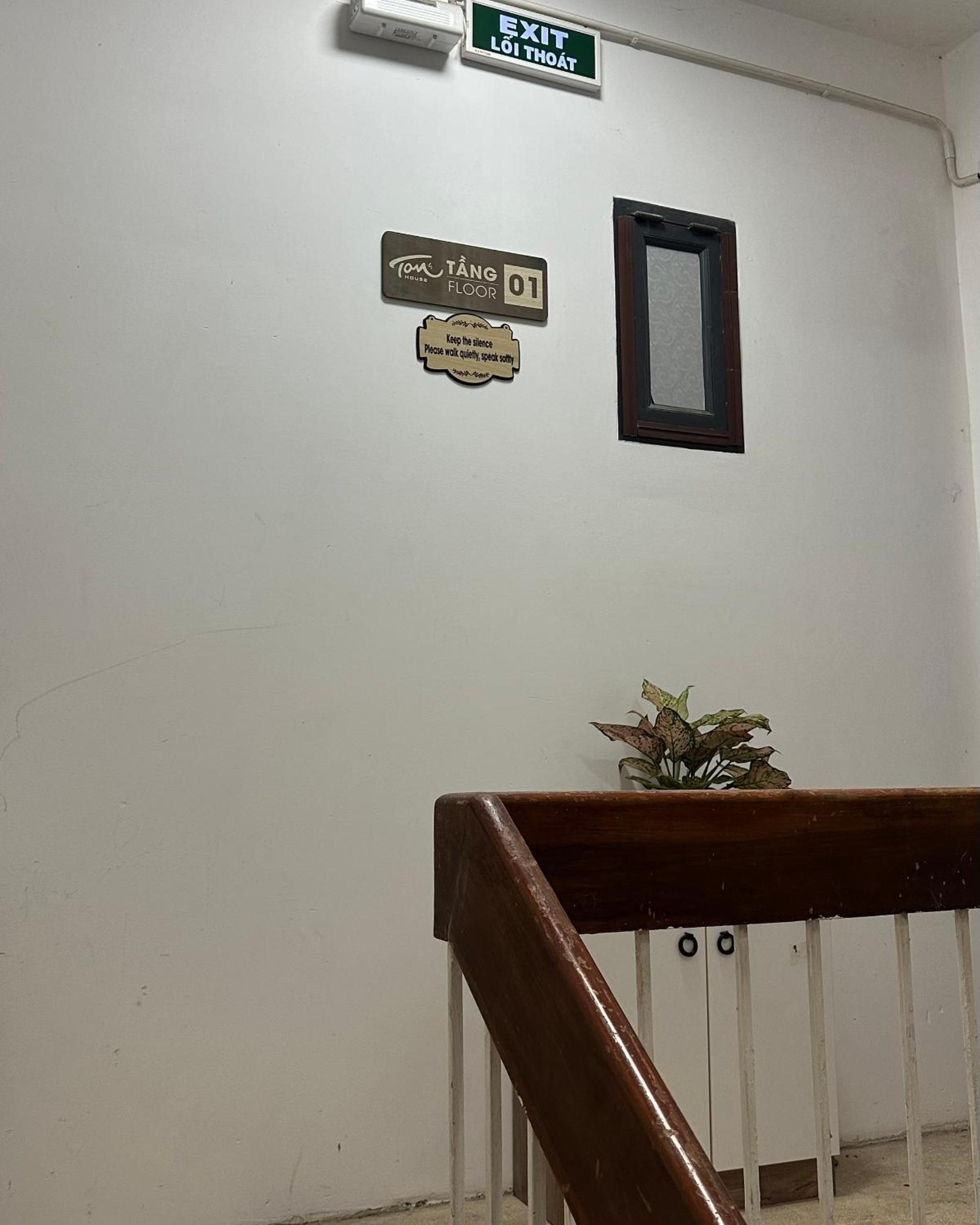Tom's House 156