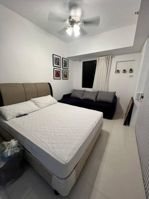 Elegant and cozy fully furnished studio unit view 3