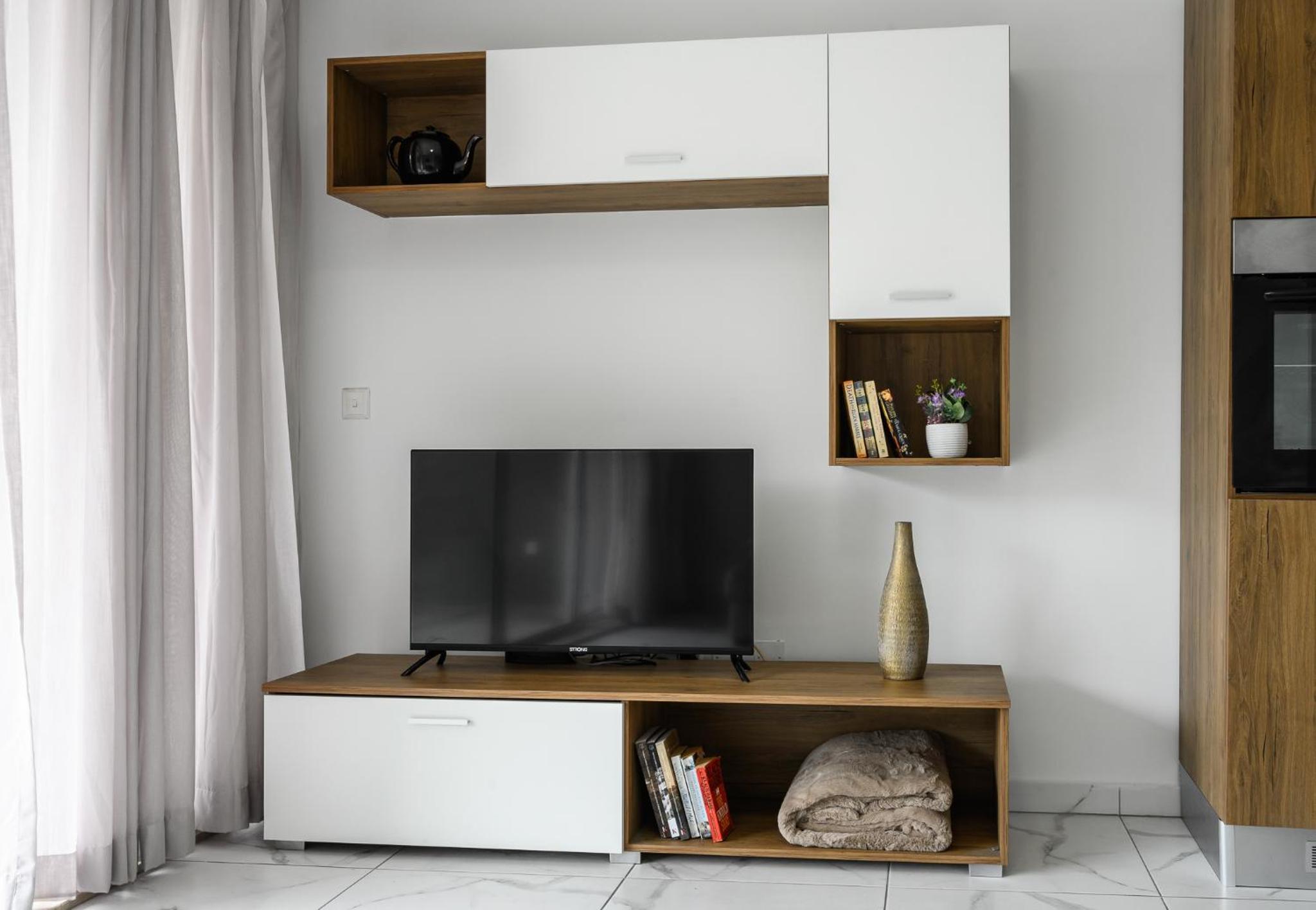 Spacious Modern Apartment Near the Sea in Xemxija photo 2