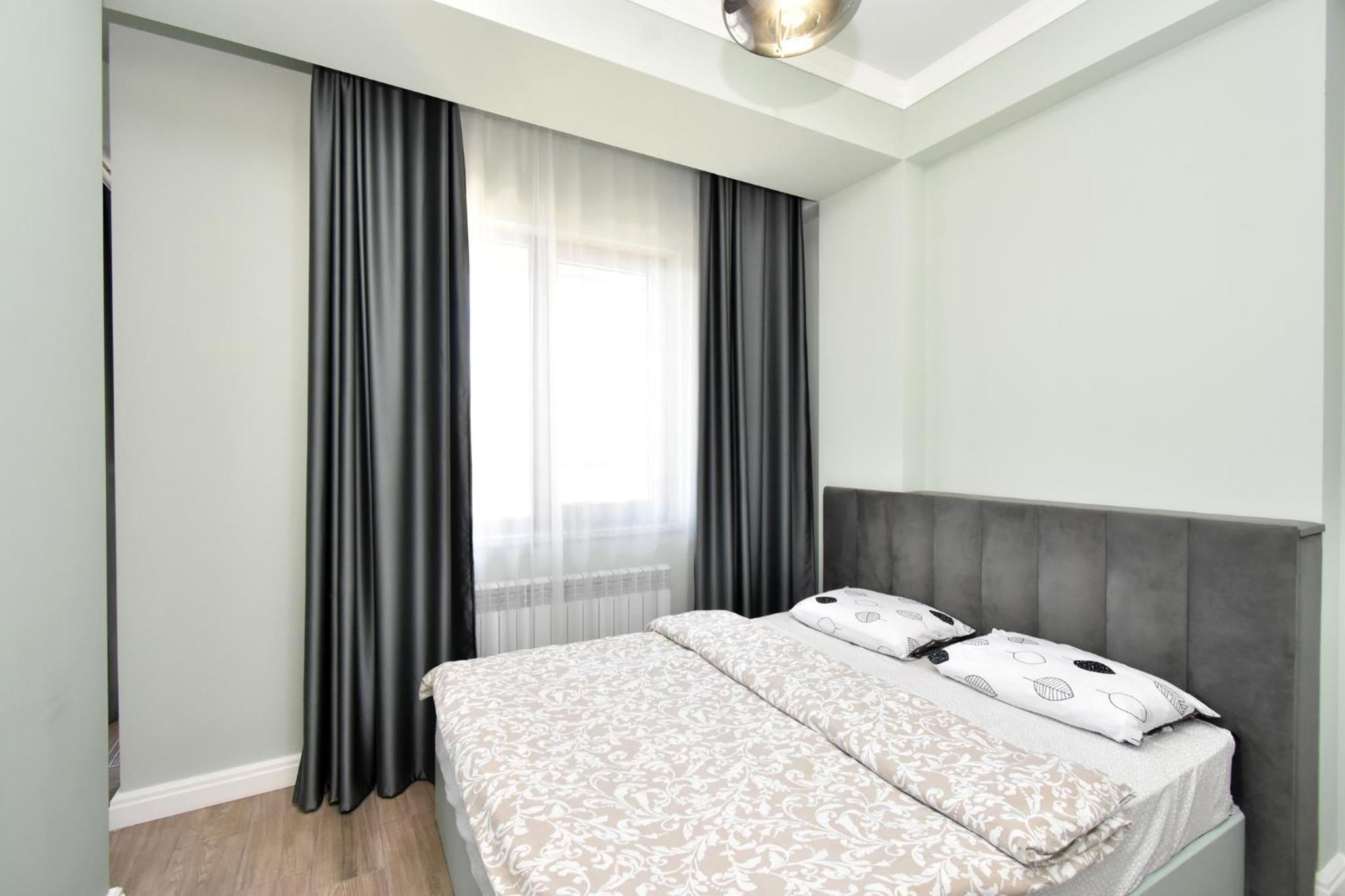 Amiryan street, 1 bedroom LUXE apartment with beautiful view AM264